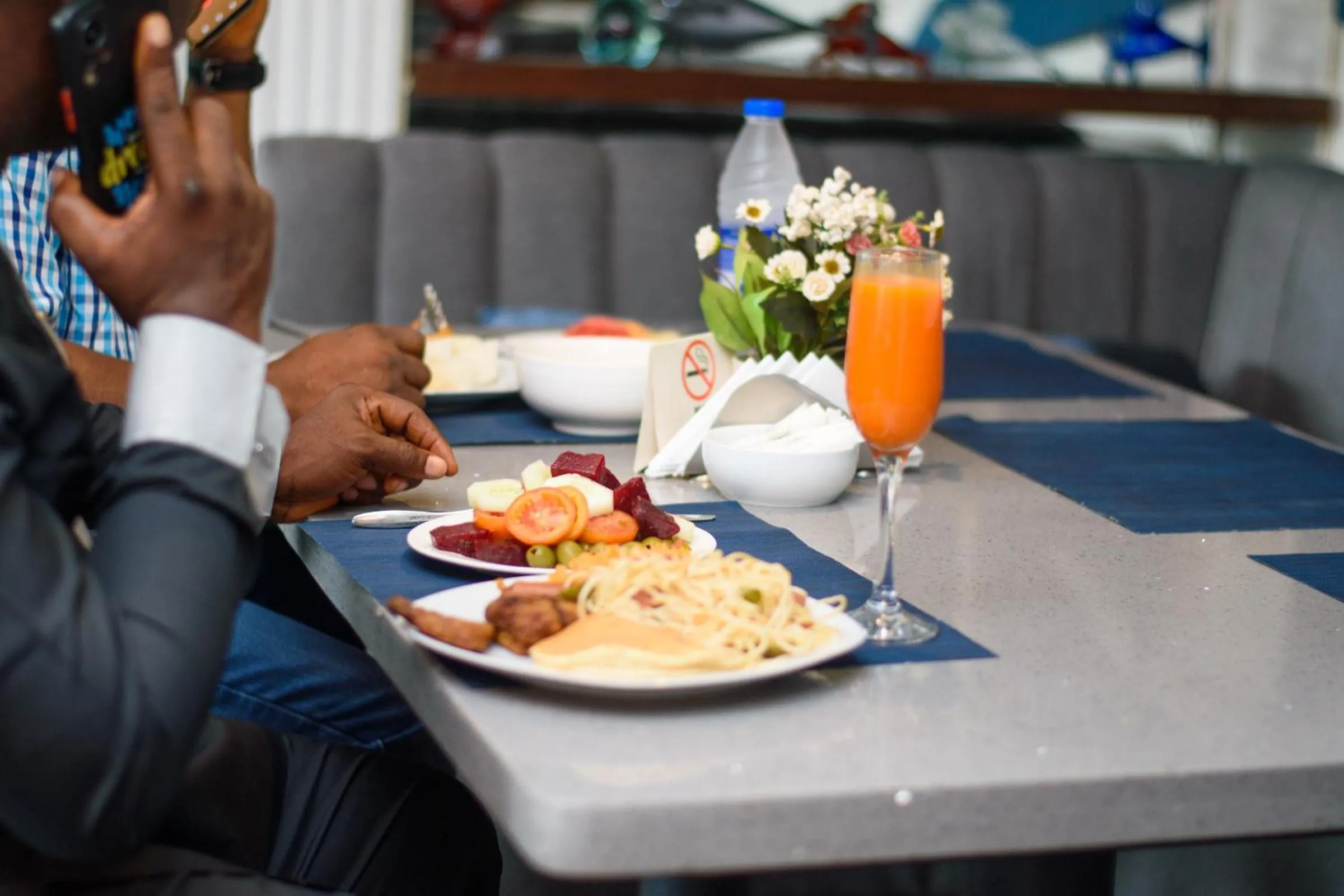 Restaurant/places to eat in Vertigo Hotel