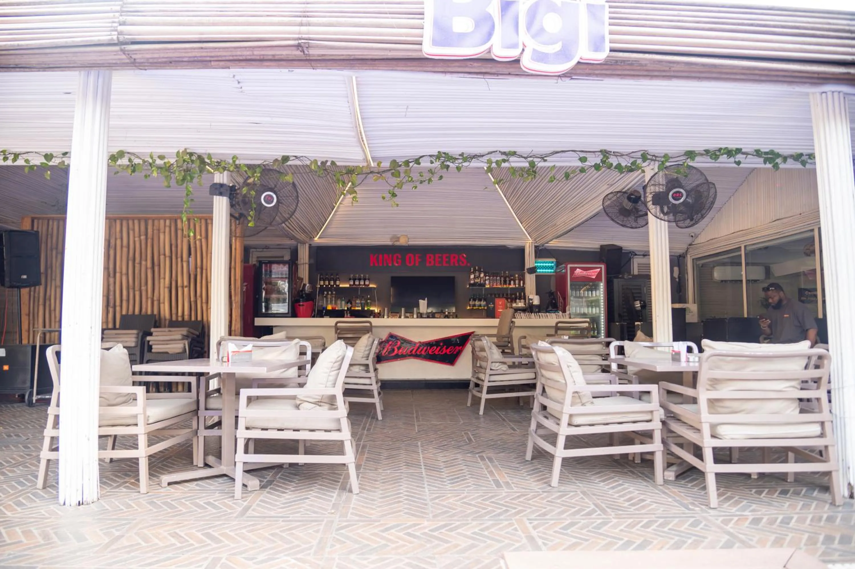 Area and facilities in Vertigo Hotel