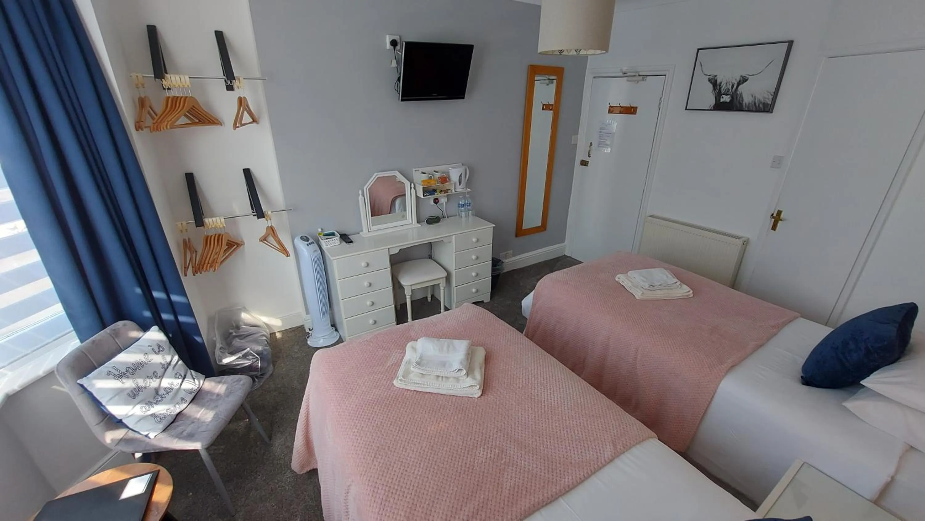 Bed in The Clifton at Paignton