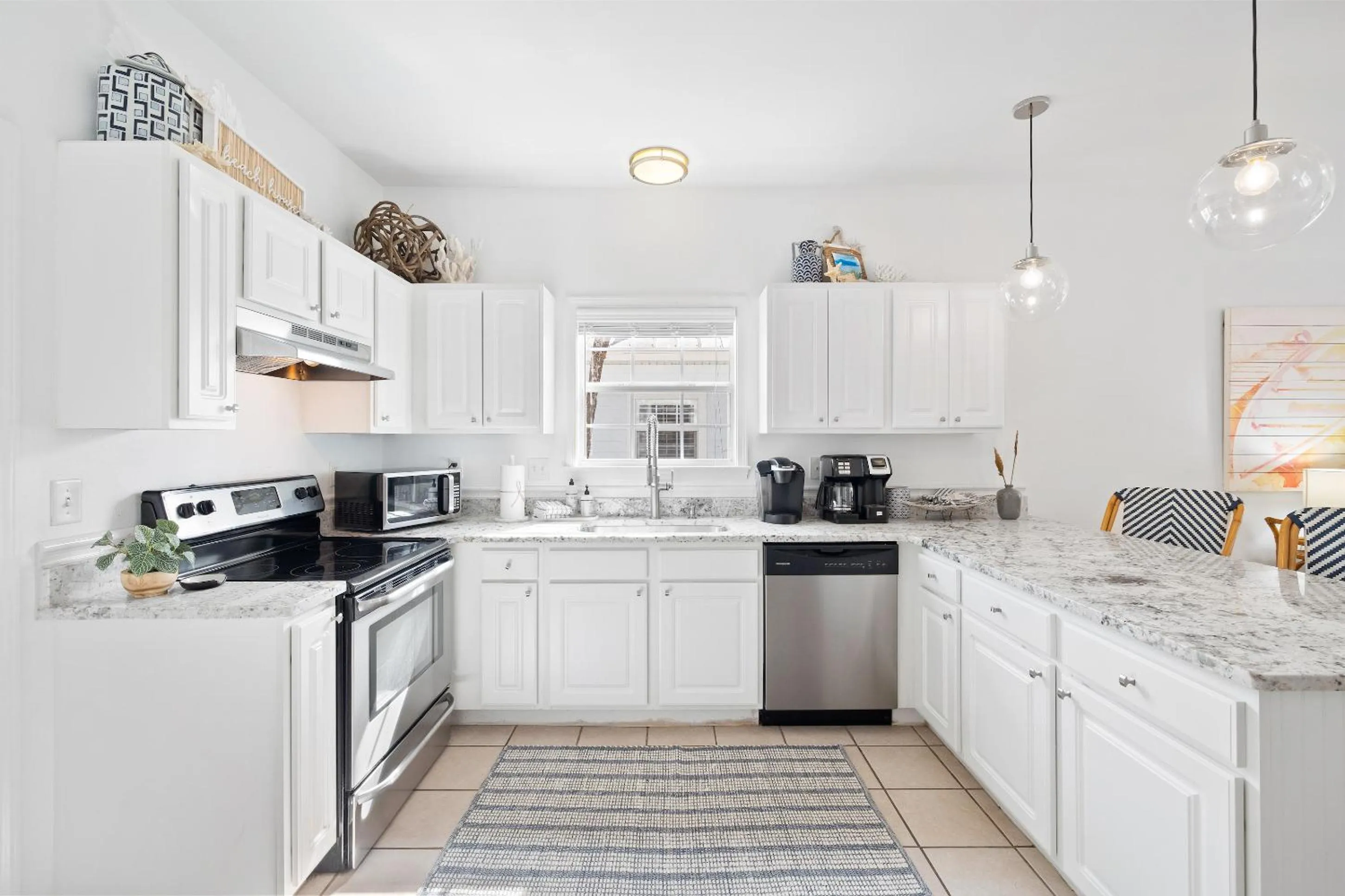 Coffee/tea facilities in 30A Beach House - Coconut Cottage by Panhandle Getaways