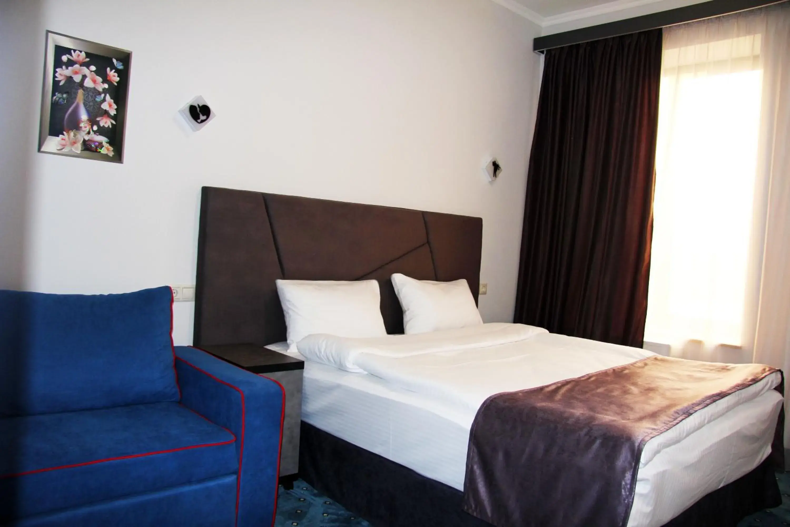 Superior Double Room in Nice Hotel Yerevan Superior Double Room in Nice Hotel Yerevan