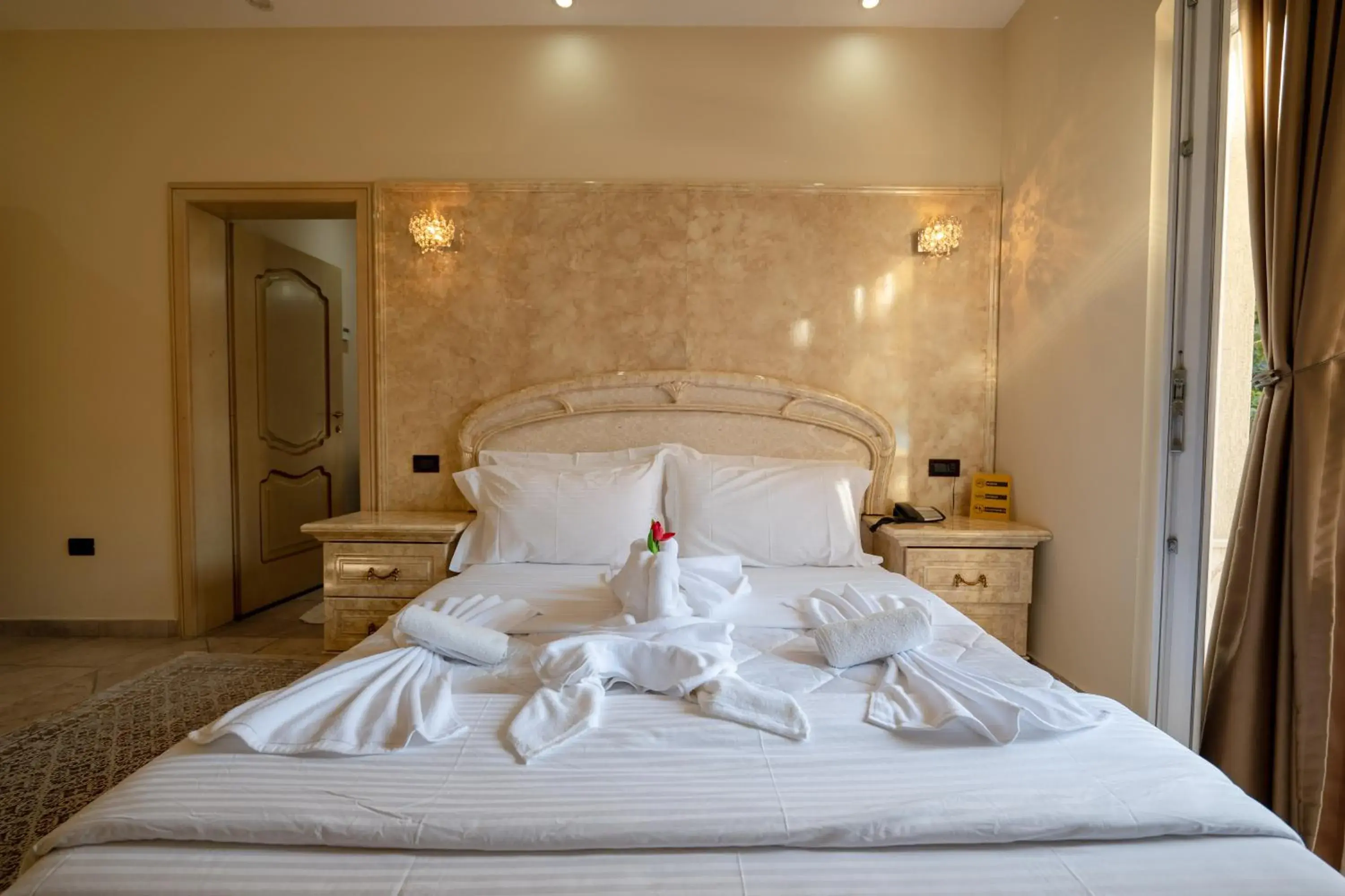 Suite with Garden View - single occupancy in Olimpic Hotel Suite with Garden View - single occupancy in Olimpic Hotel