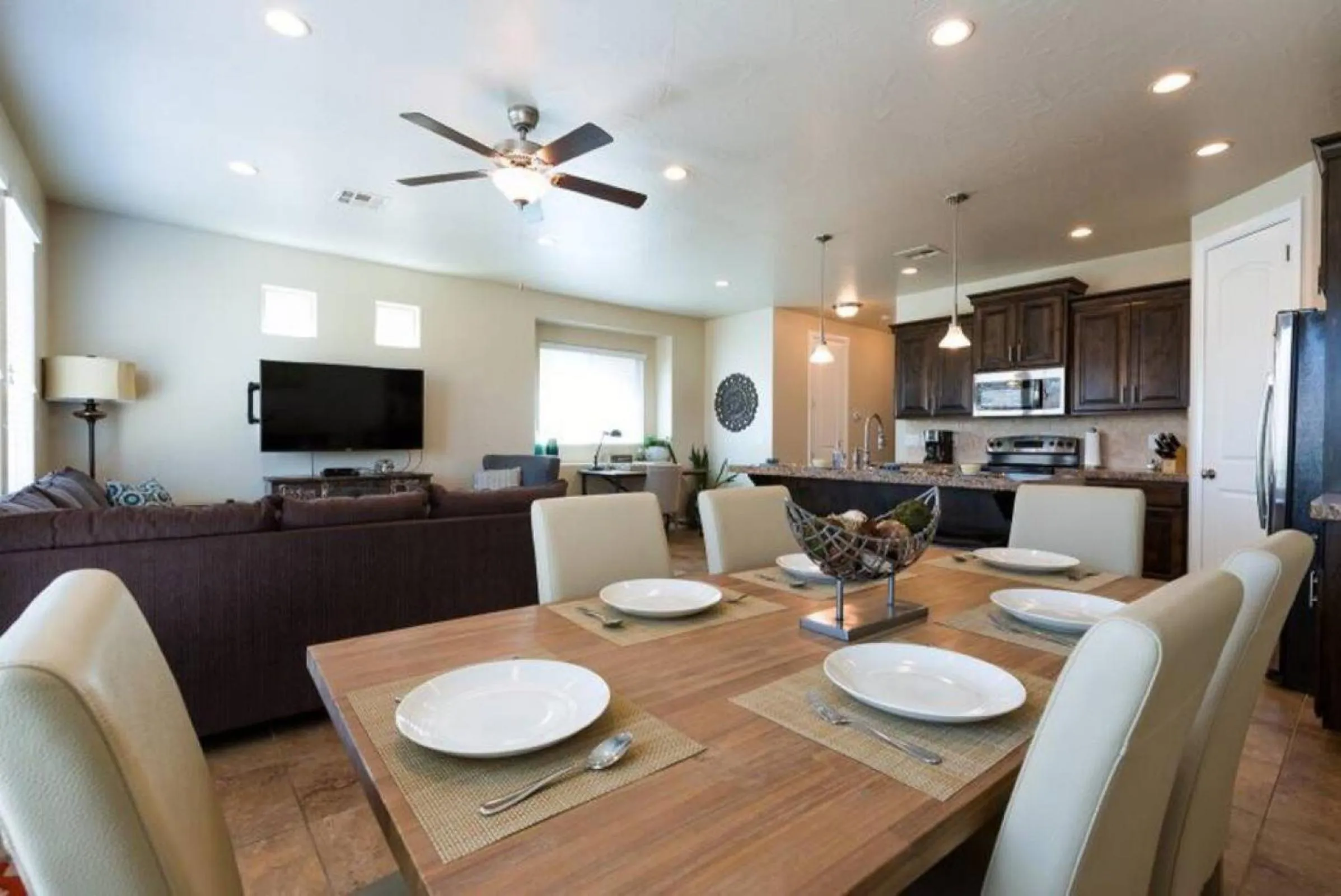 Cactus Rose Villa with 2 Pools 2 Spas Gym