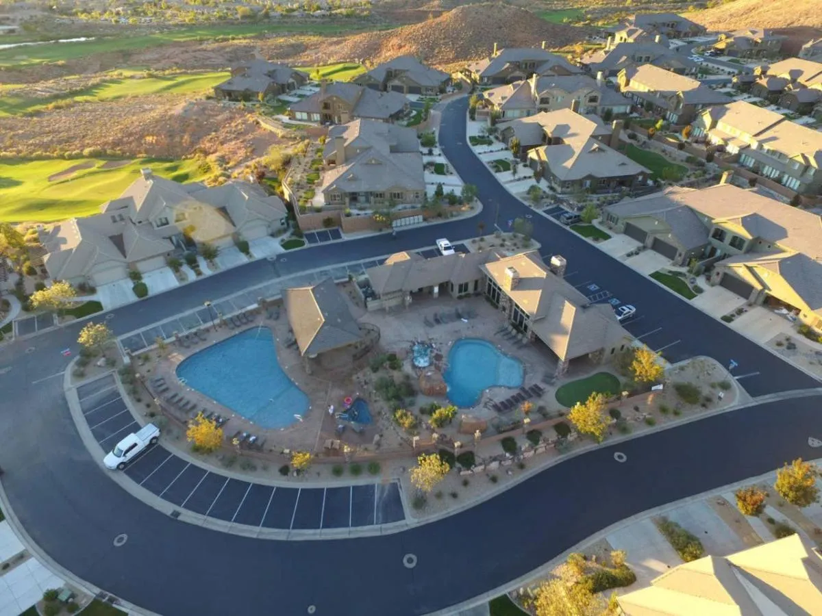 Cactus Rose Villa with 2 Pools 2 Spas Gym