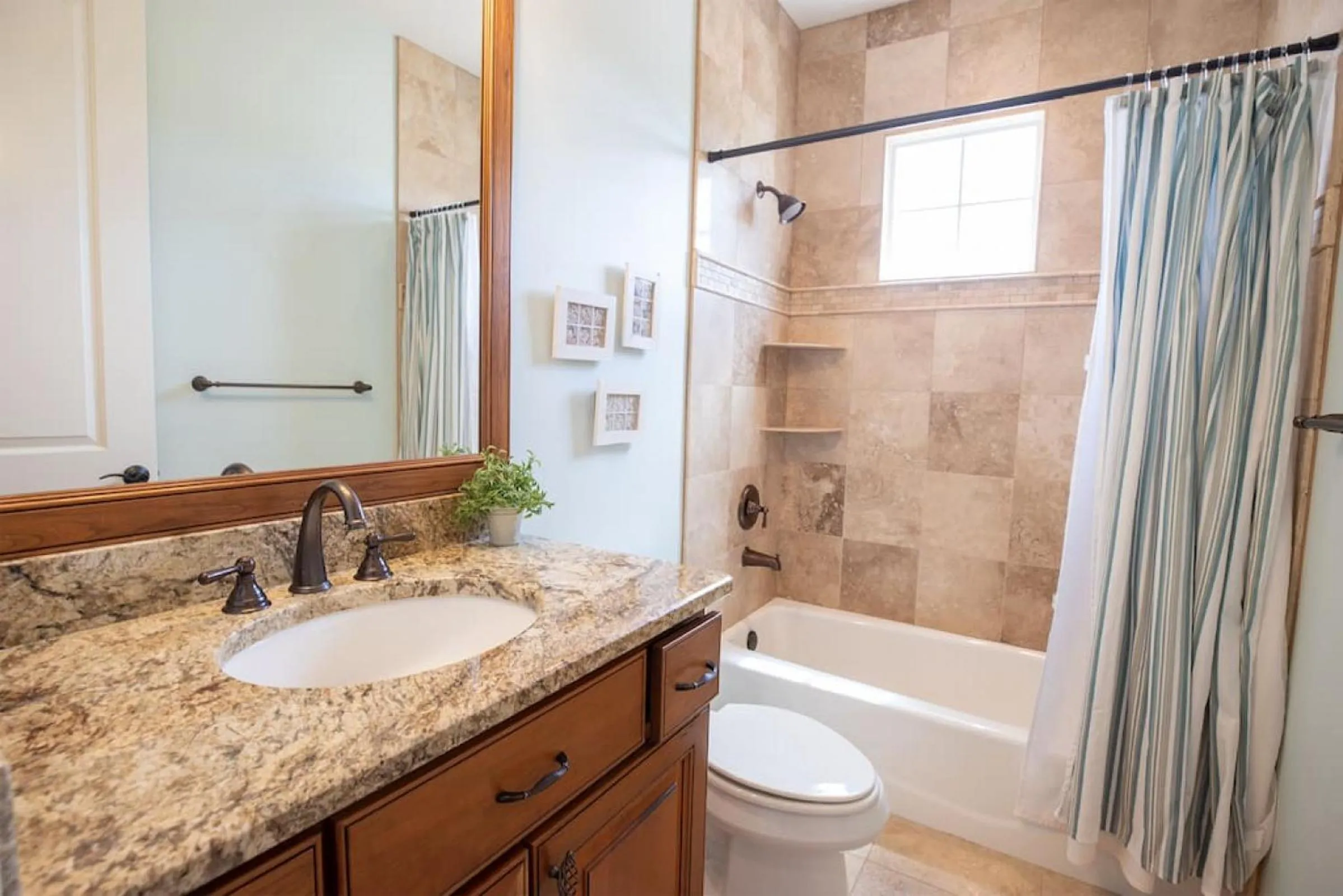 Mirabella Villa Private Pool and Outdoor Kitchen