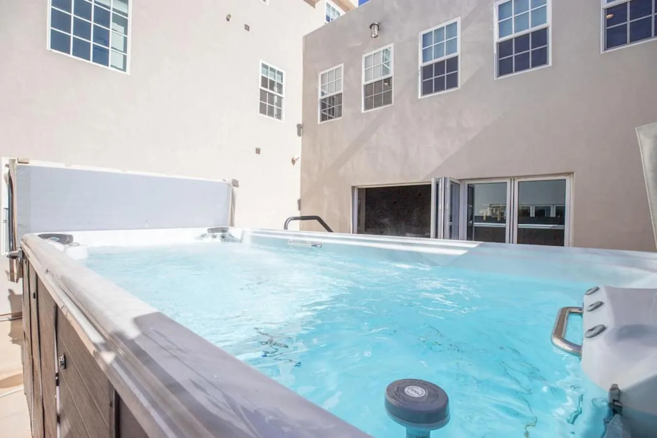 Paramount Luxury Villa with Swim Spa Sleeps 39