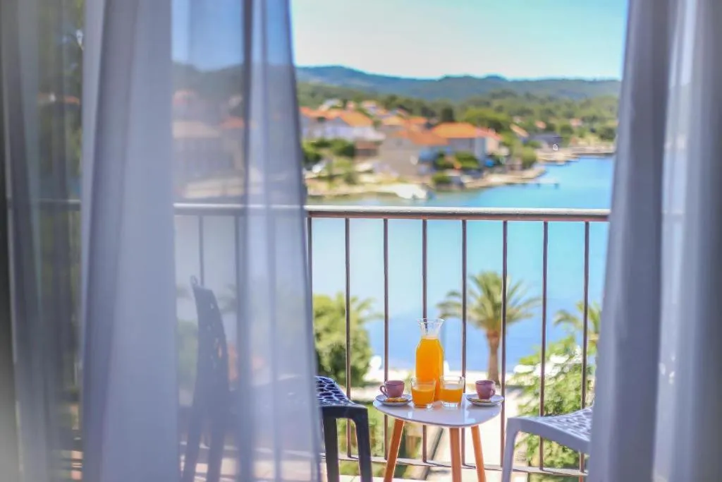 Natural landscape in Hotel Lumbarda