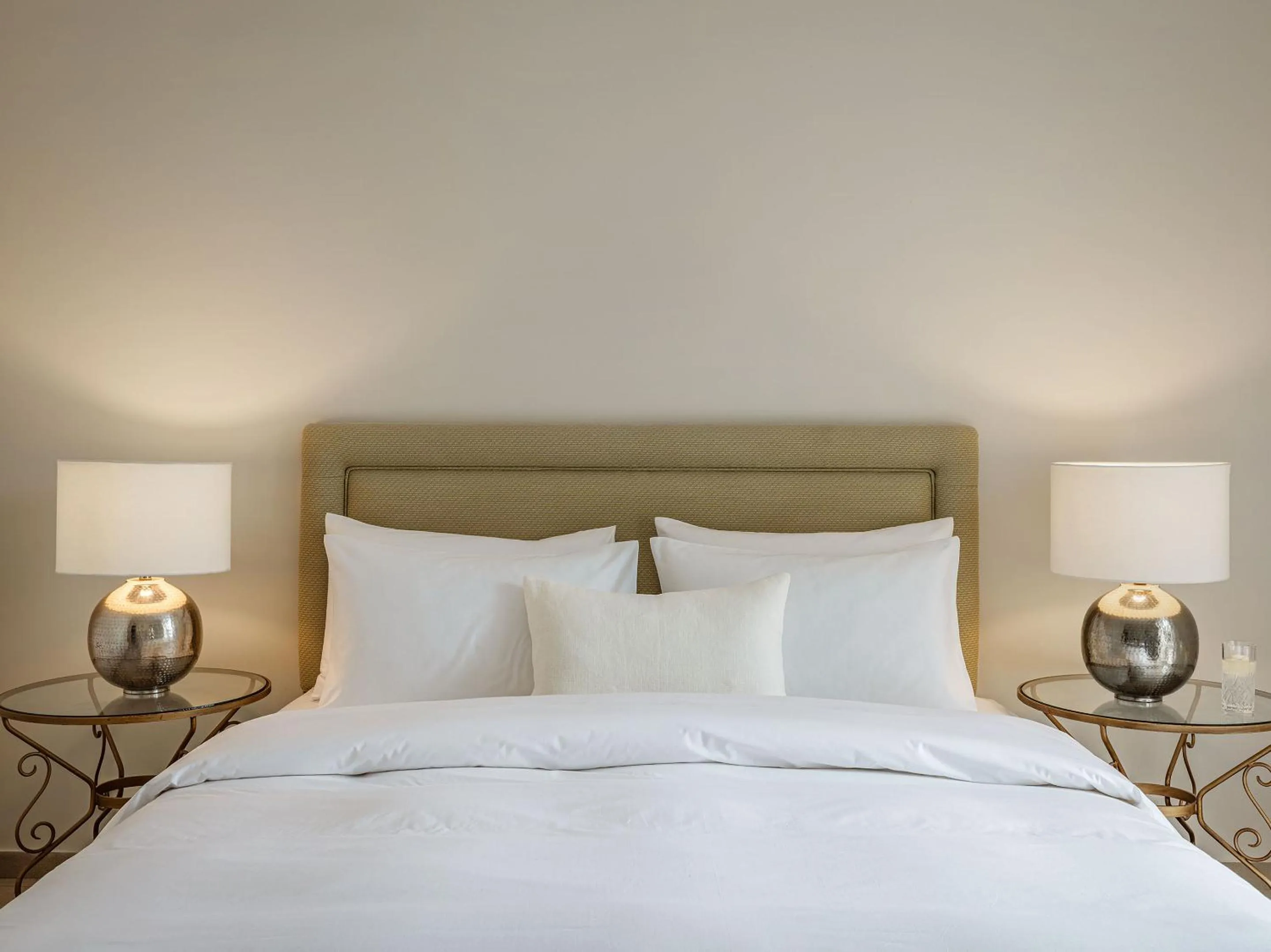 Bed in Grecotel Larissa Imperial