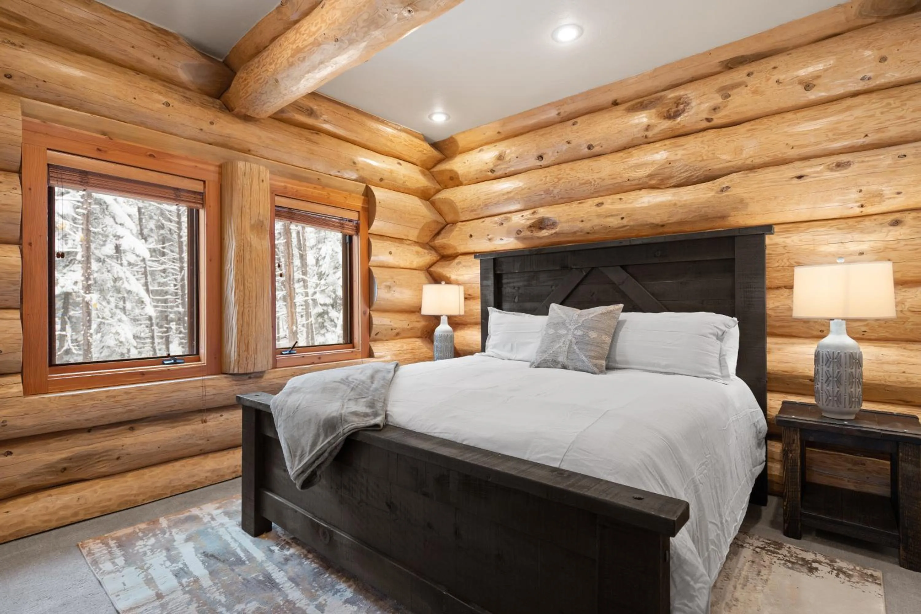 Bed in The Grand Alpine Lodge