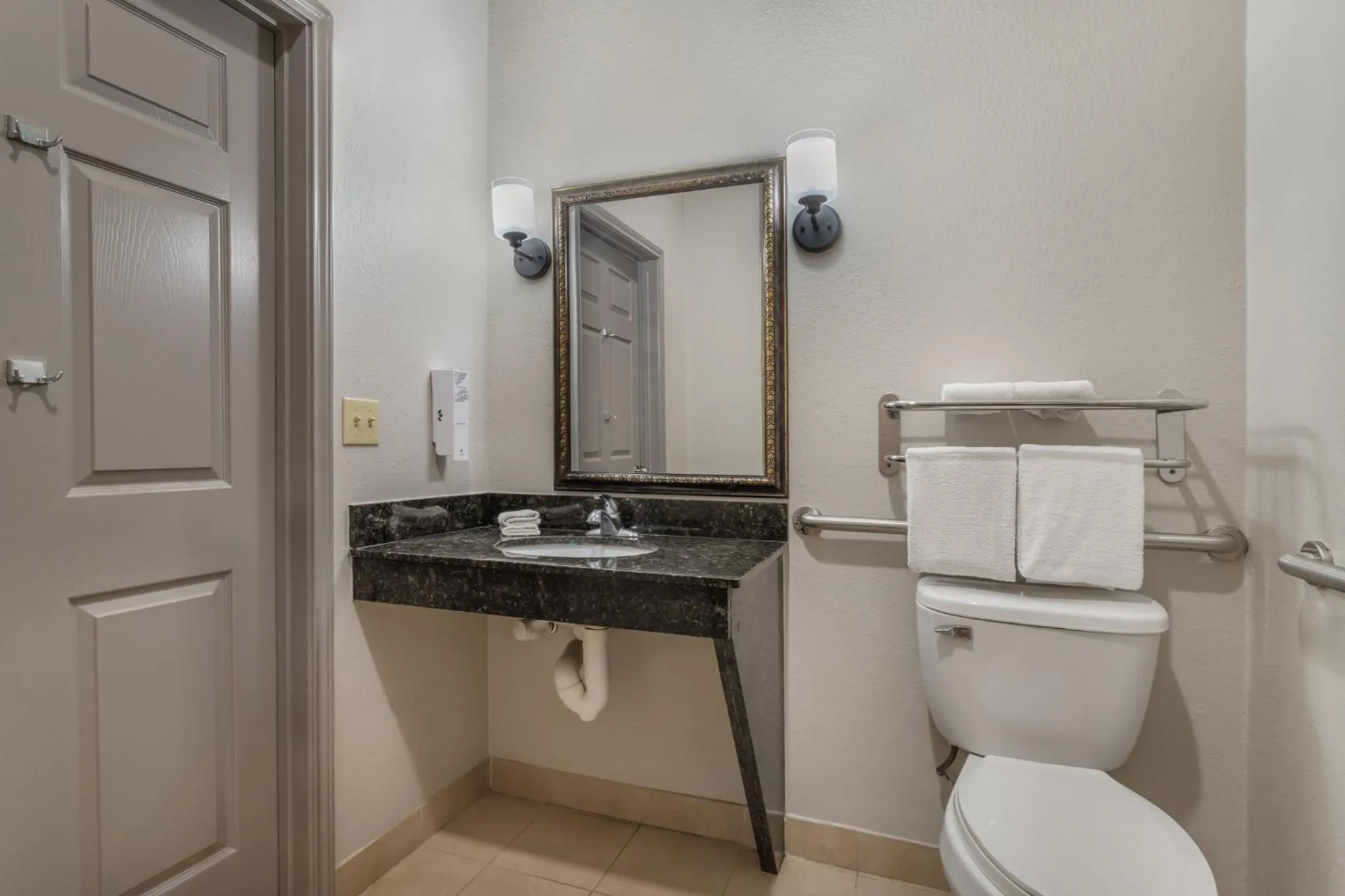 Bathroom in Red Roof Inn La Porte