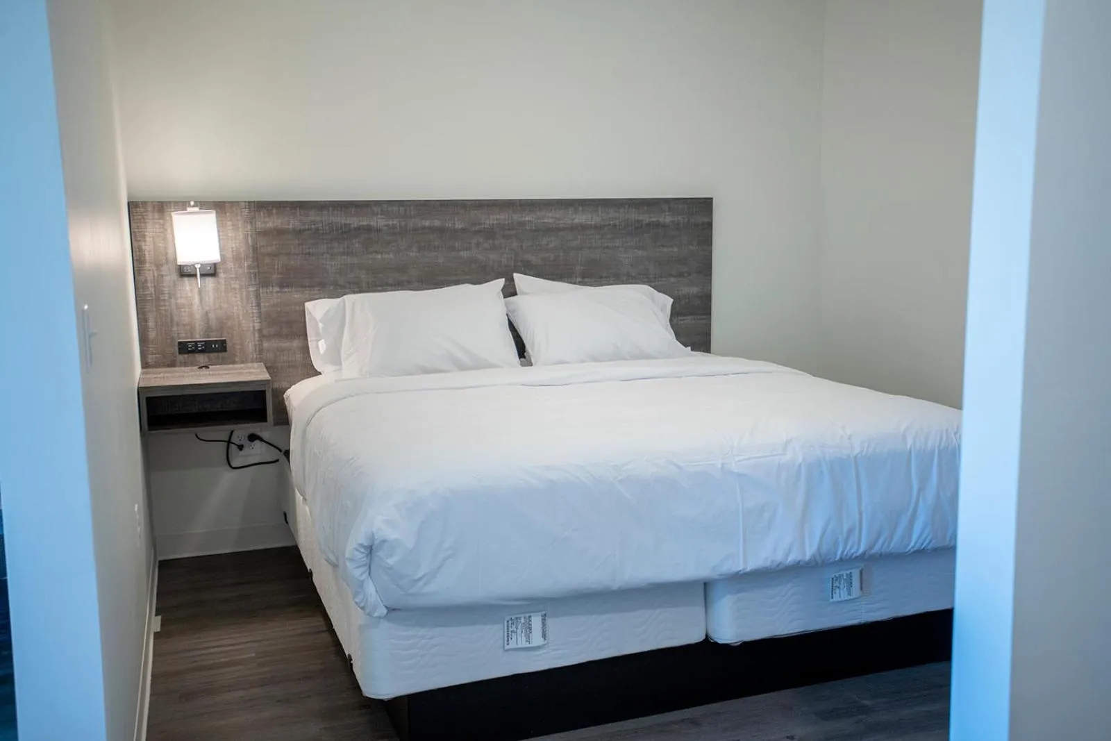 Bedroom, Bed in THE NEST