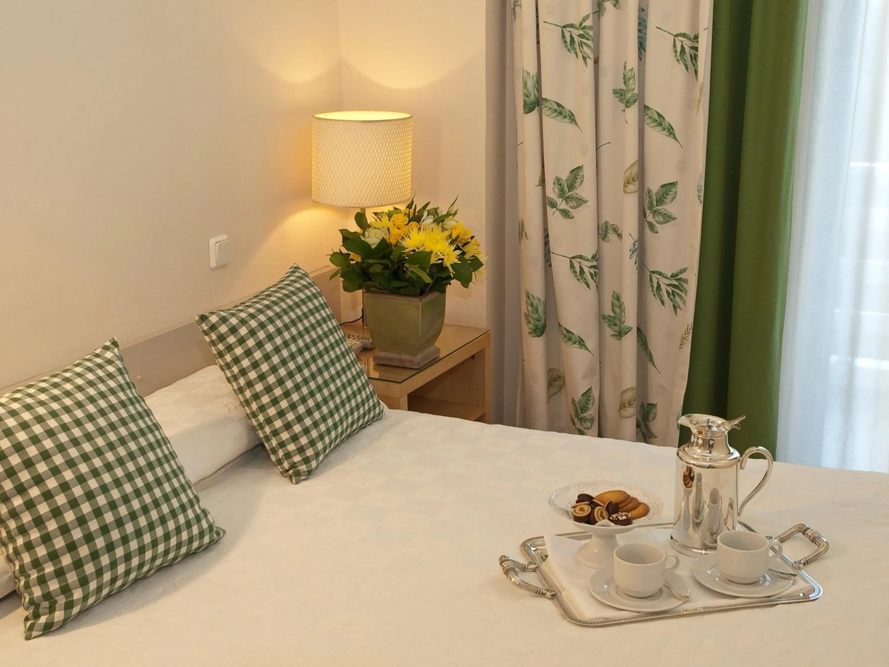 Bed in The Park Hotel Piraeus