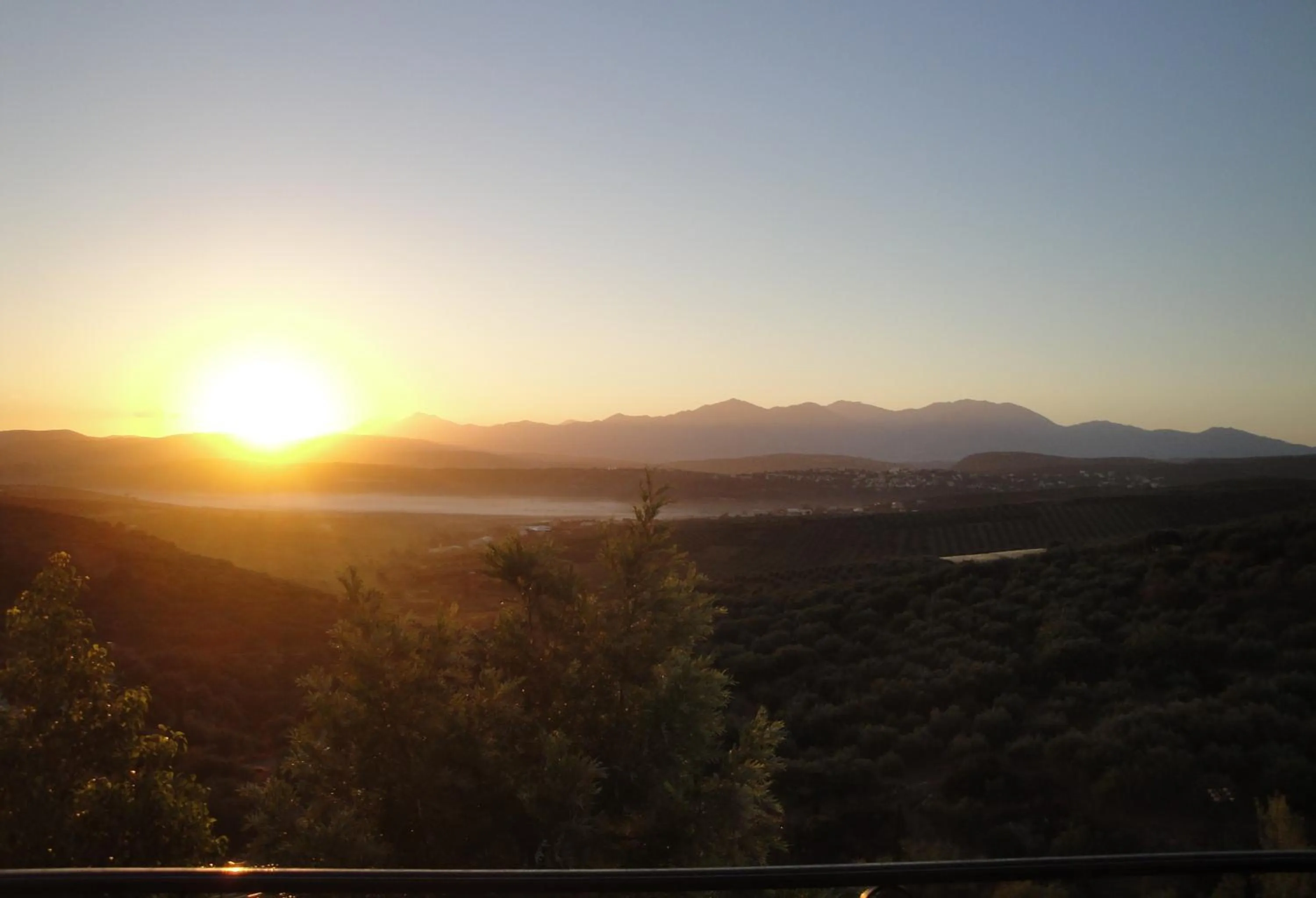 Sunset in Katalagari Country Suites