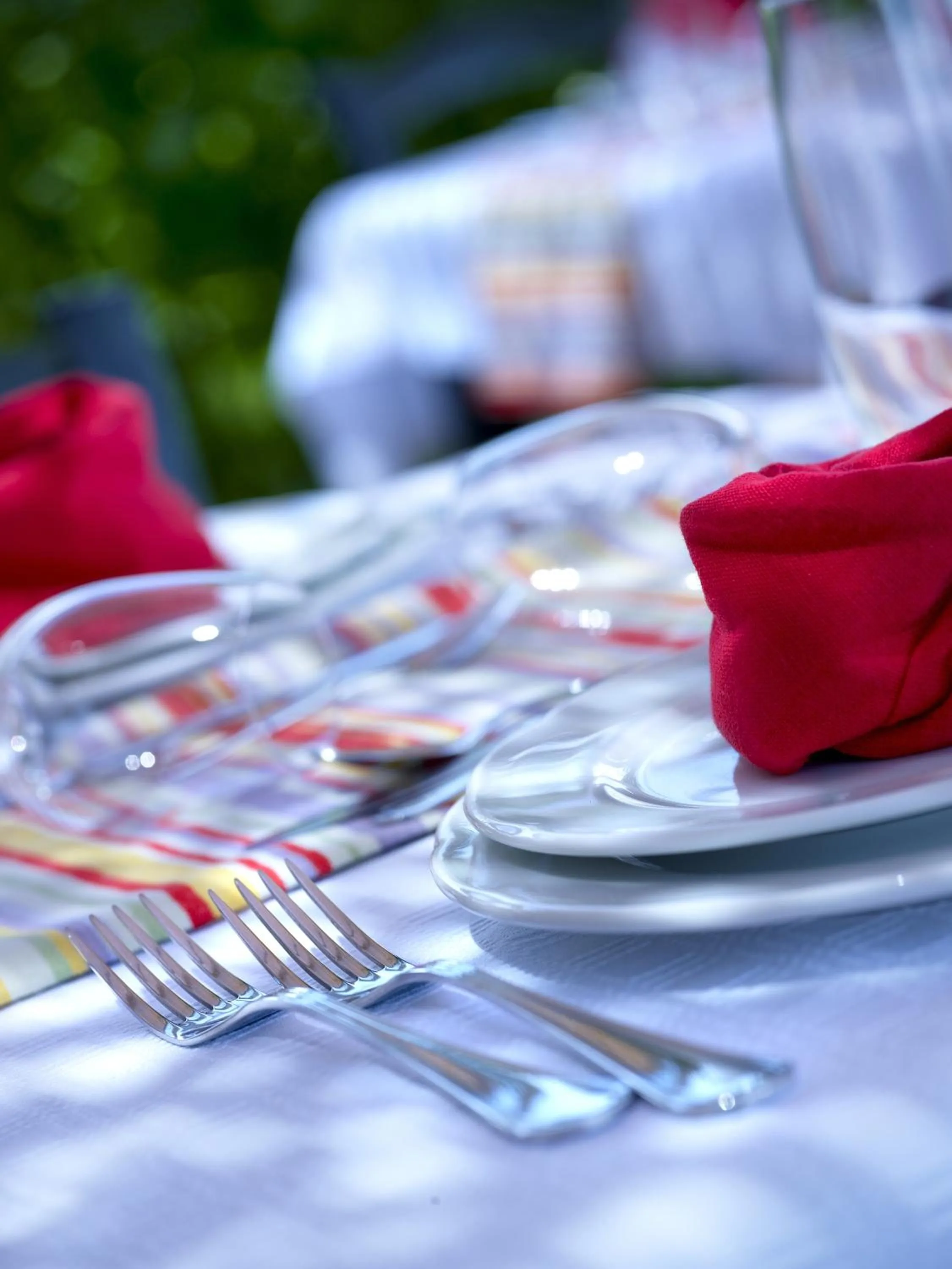 Restaurant/places to eat in Katalagari Country Suites