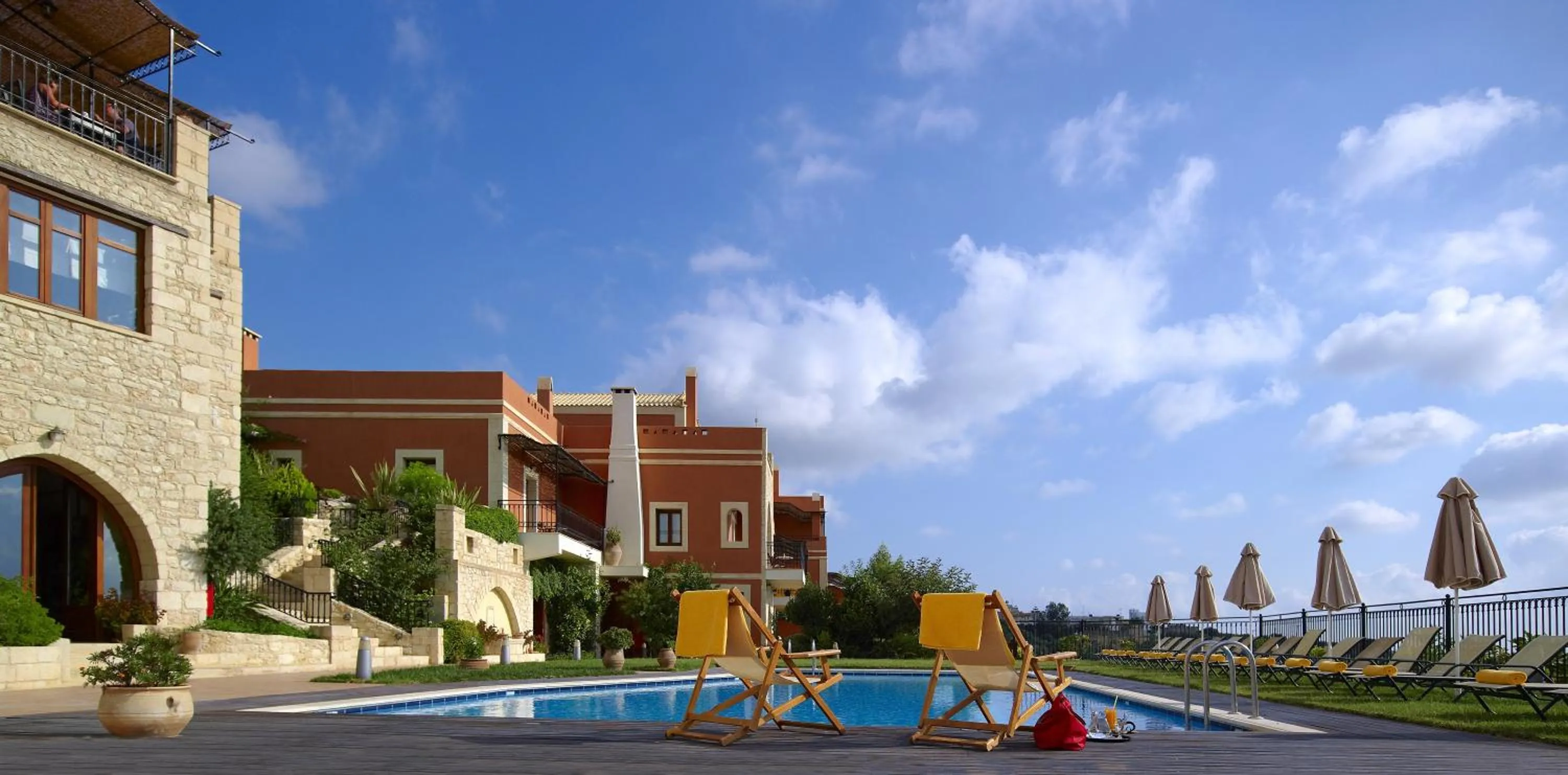 Property building in Katalagari Country Suites