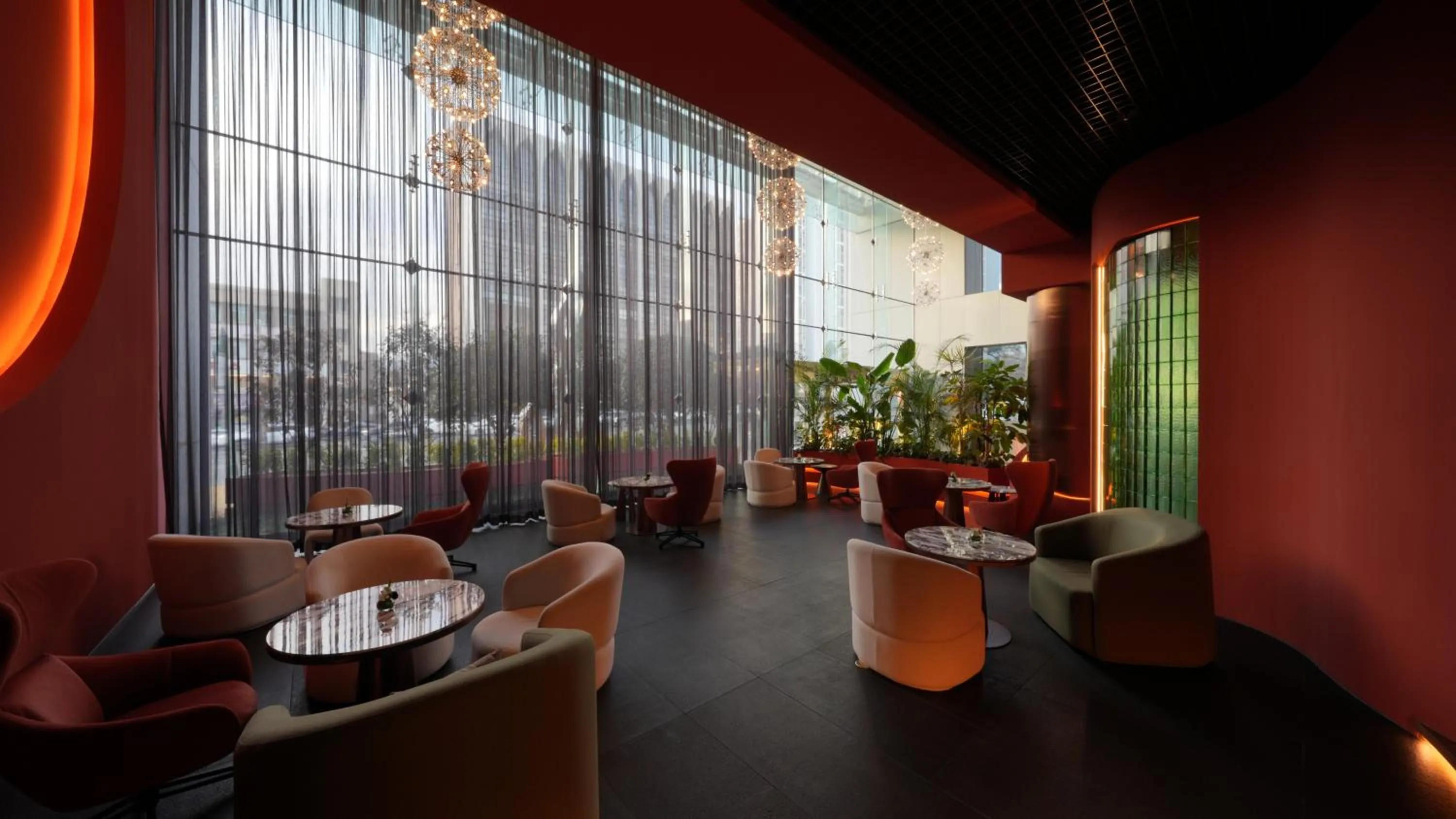 Restaurant/places to eat in Eldis Regent Hotel