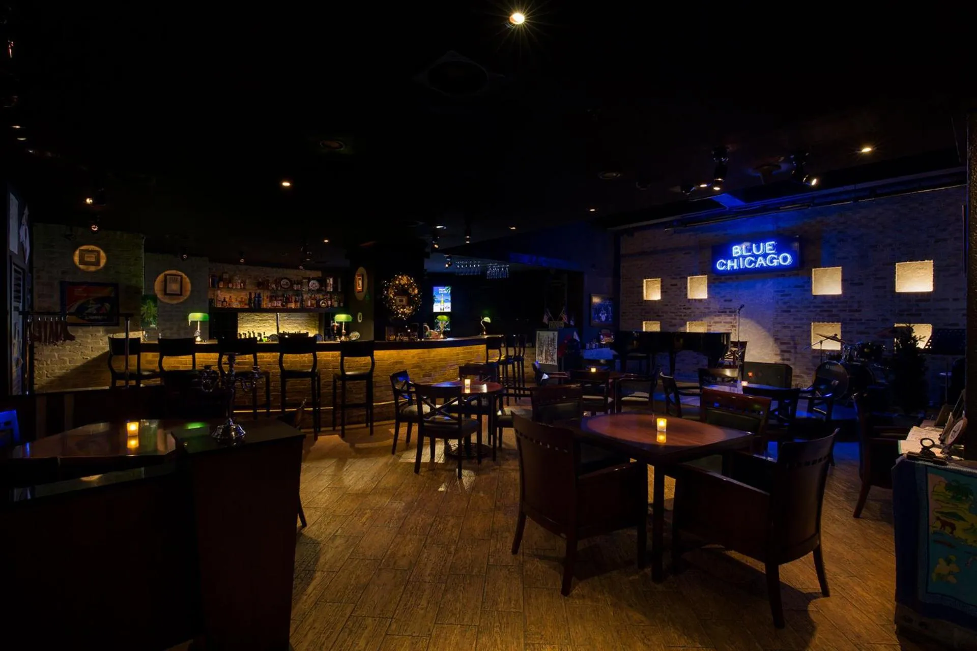 Restaurant/places to eat in Eldis Regent Hotel