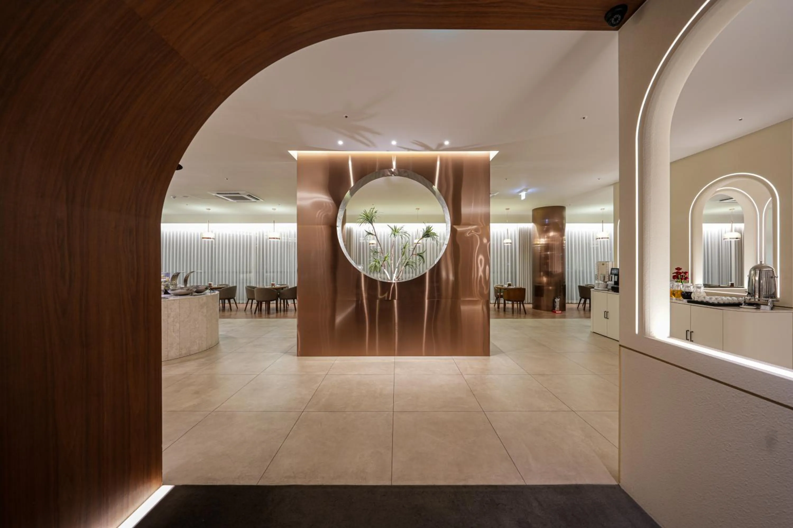 Buffet breakfast in Eldis Regent Hotel