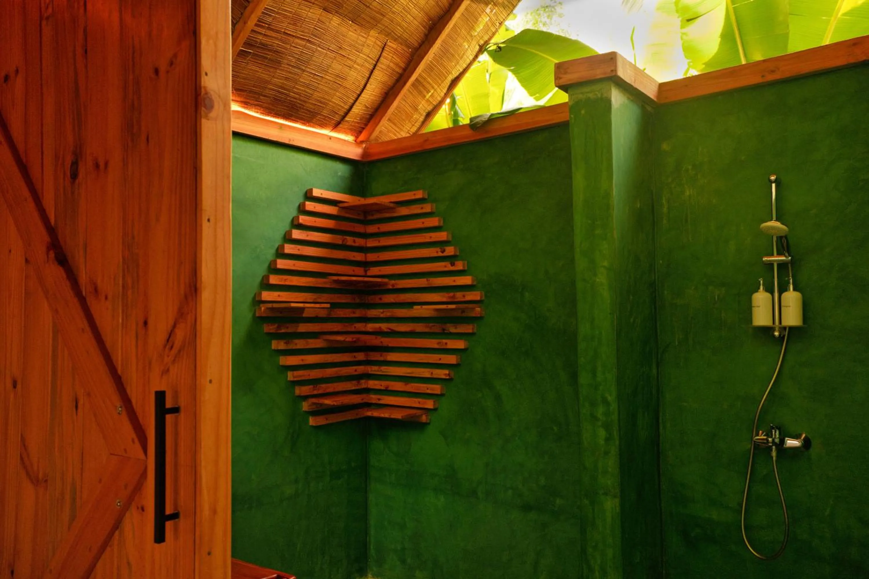 Shower in Kidoti Bay