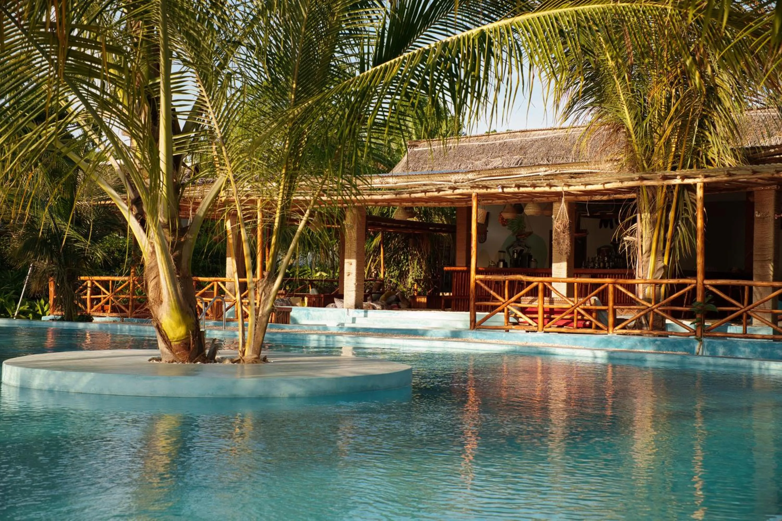 Swimming pool in Kidoti Bay
