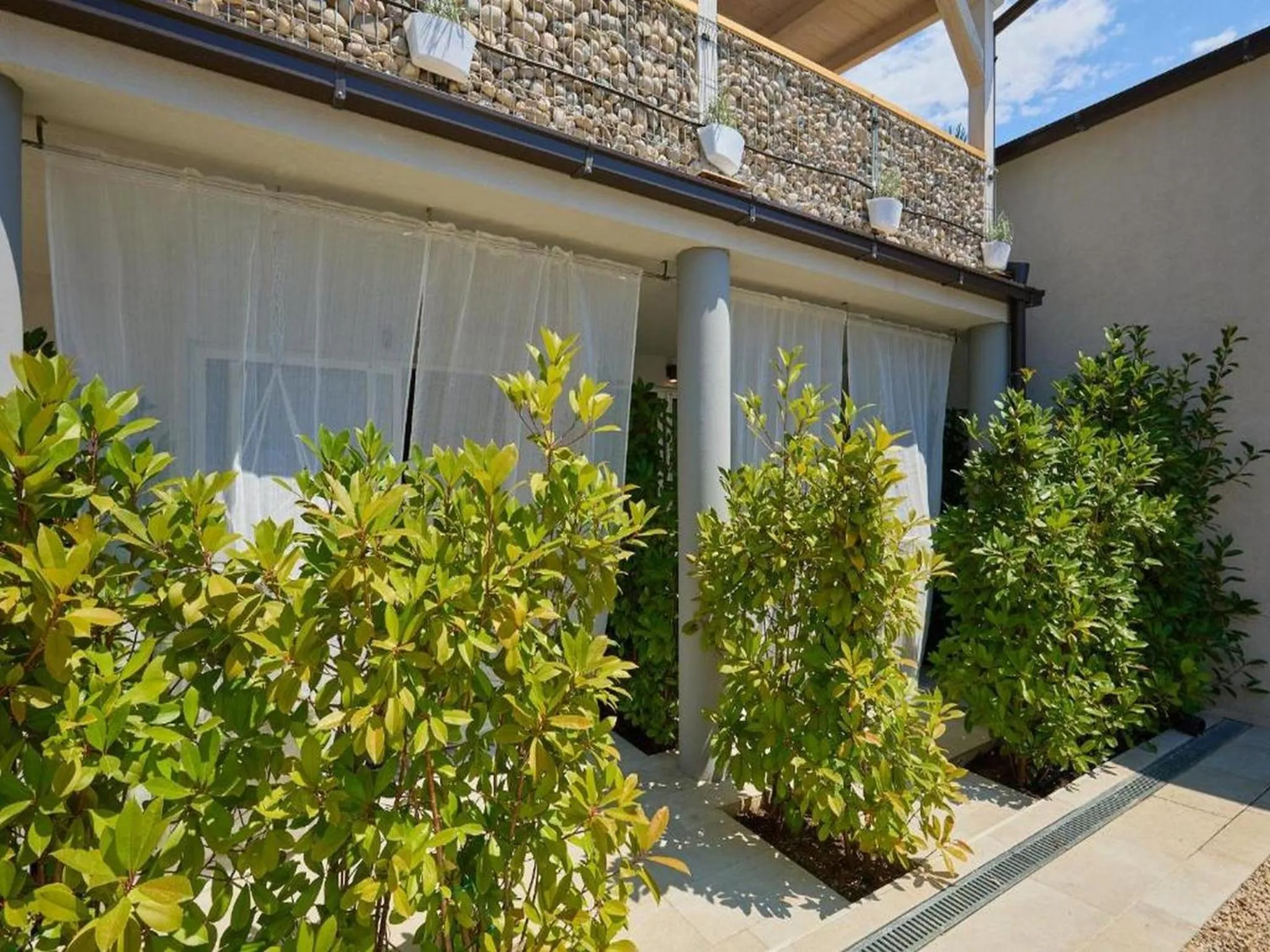 Property building in Palm Tree Apartments