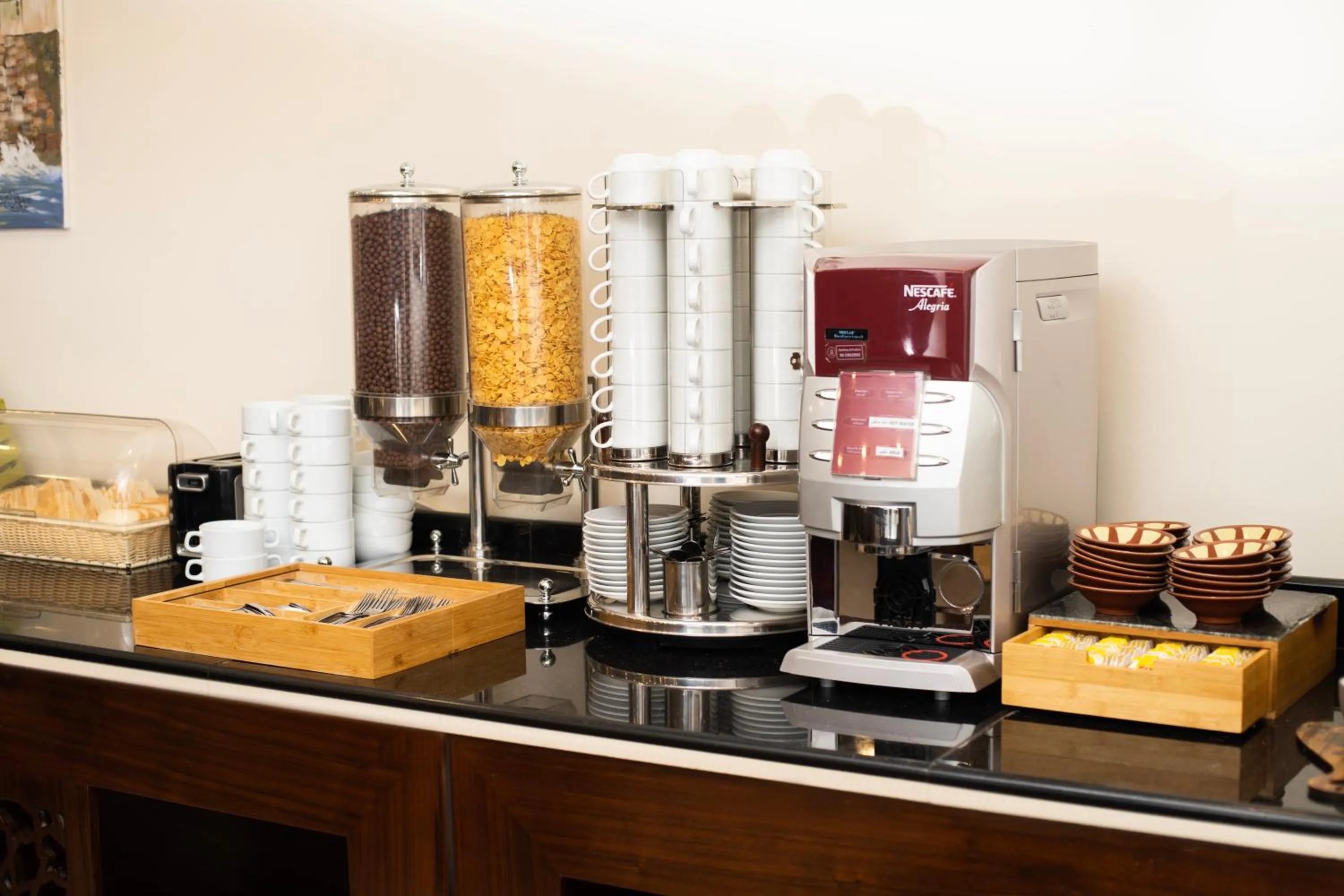 Breakfast in Dweik Hotel LUXURY 3