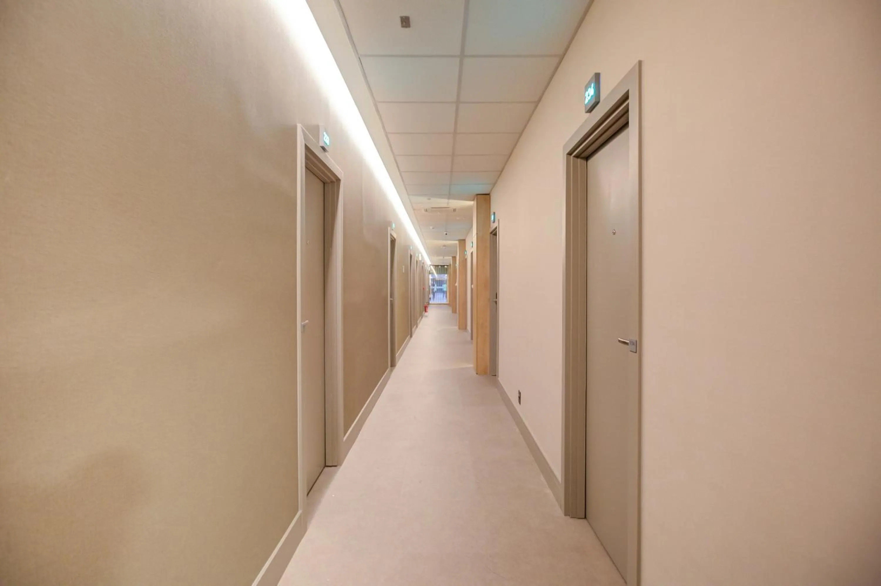 Area and facilities in Fast Sleep Suites by Slaviero Hoteis - Hotel dentro do Aeroporto de Guarulhos - Terminal 2 - desembarque oeste