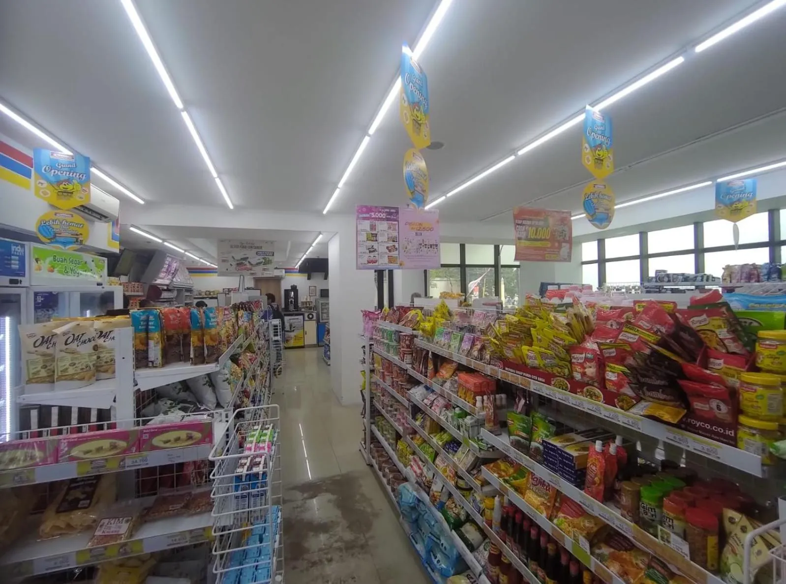 Supermarket/grocery shop in PADINA SUITES