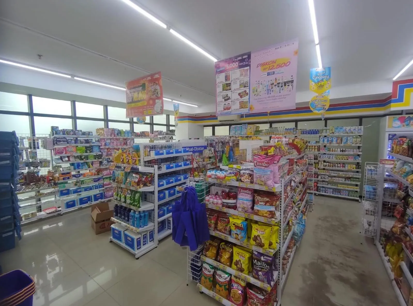 Supermarket/grocery shop in PADINA SUITES