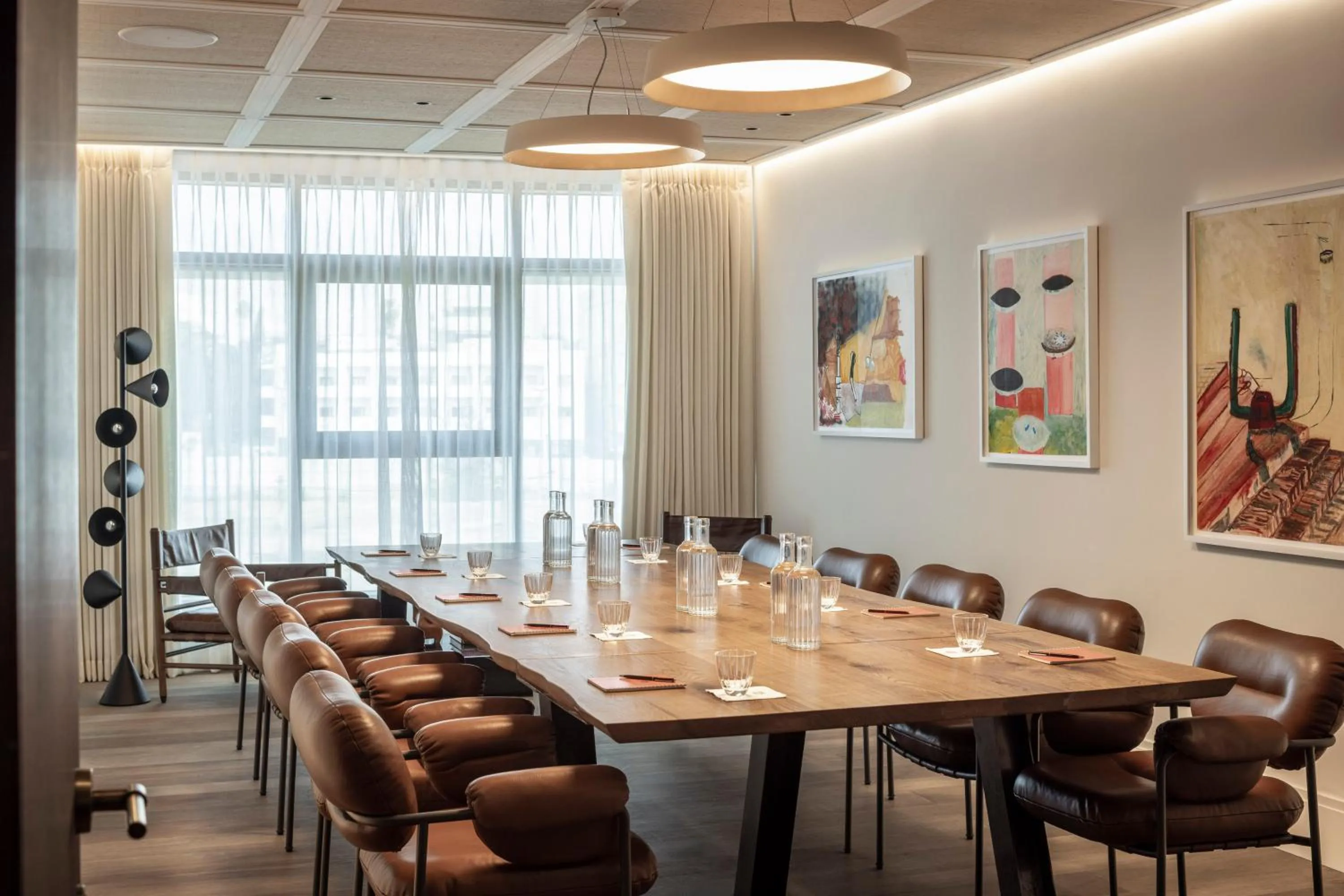 Business facilities in The George Tel Aviv