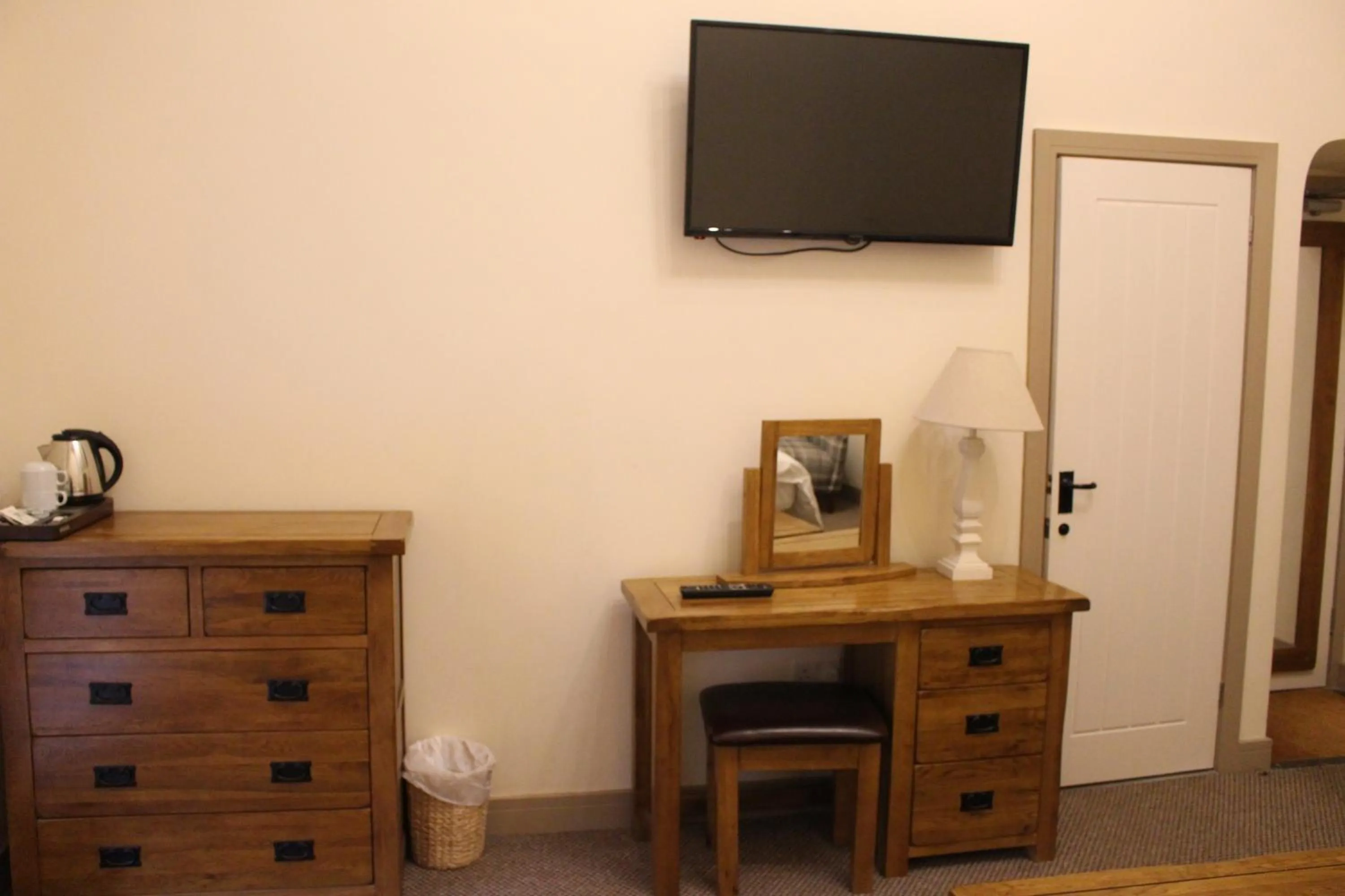 TV and multimedia in Palmer's Ale House