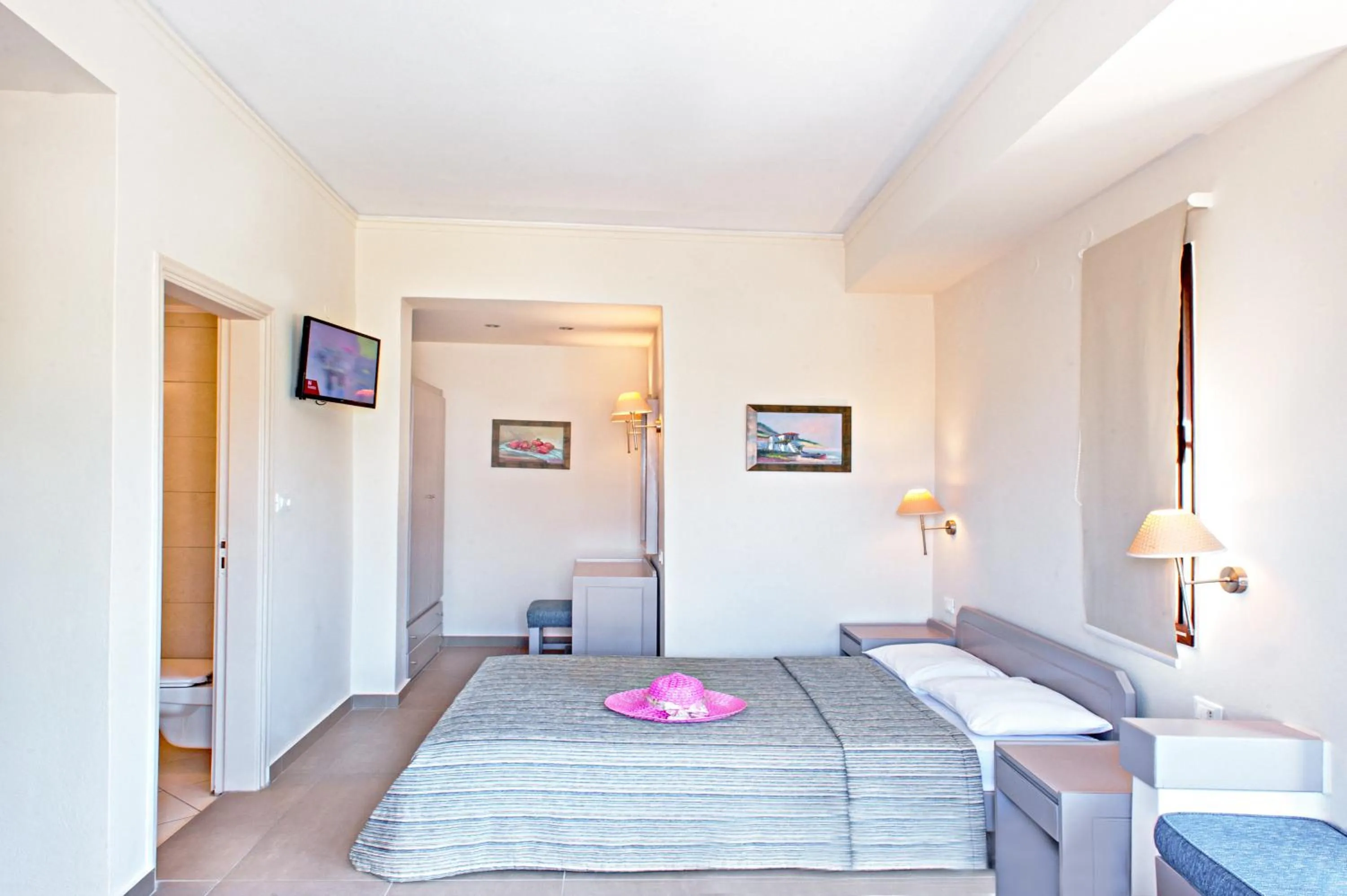 Photo of the whole room, Bed in Frideriki Studios & Apartments