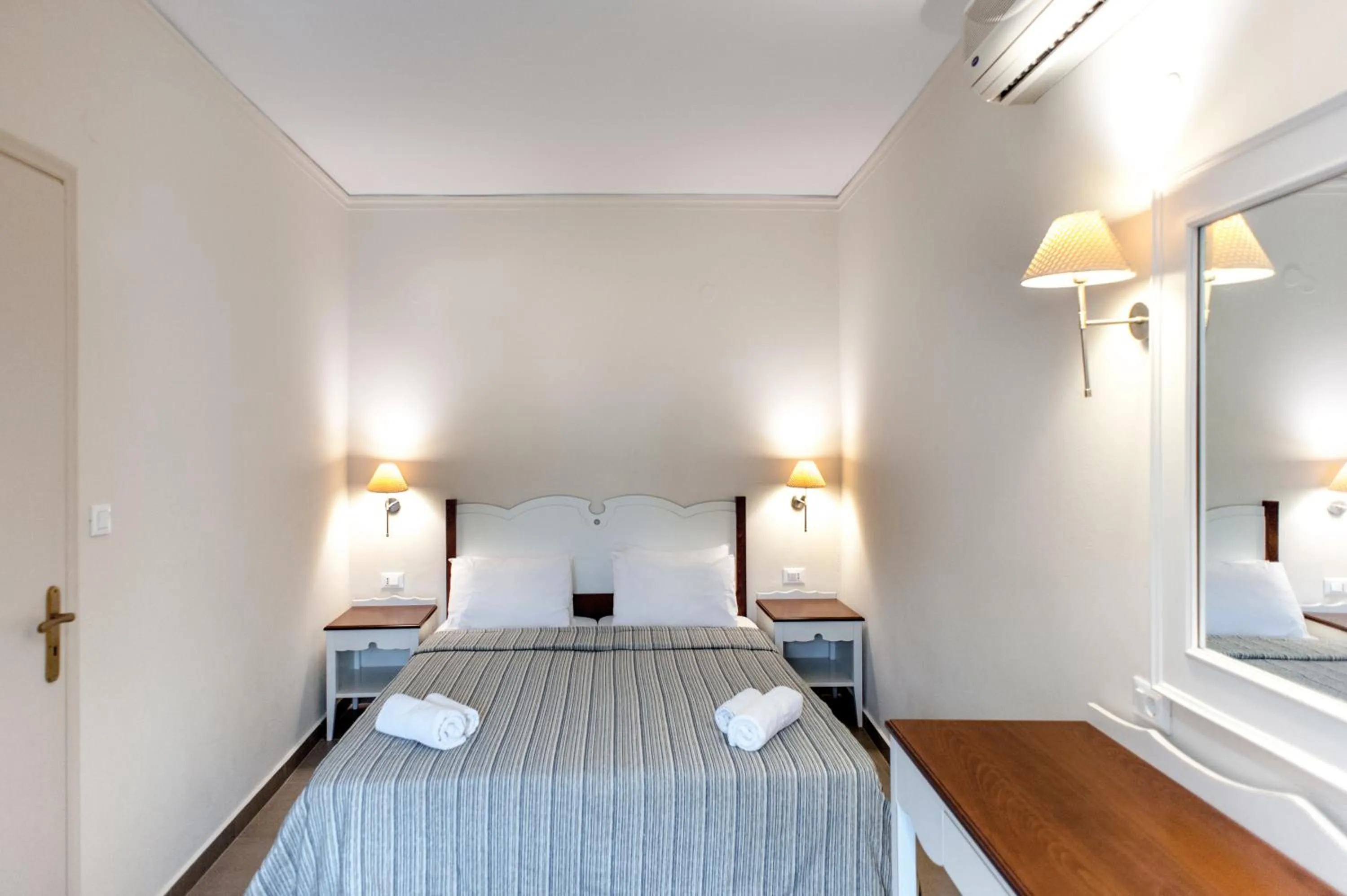 Bed in Frideriki Studios & Apartments