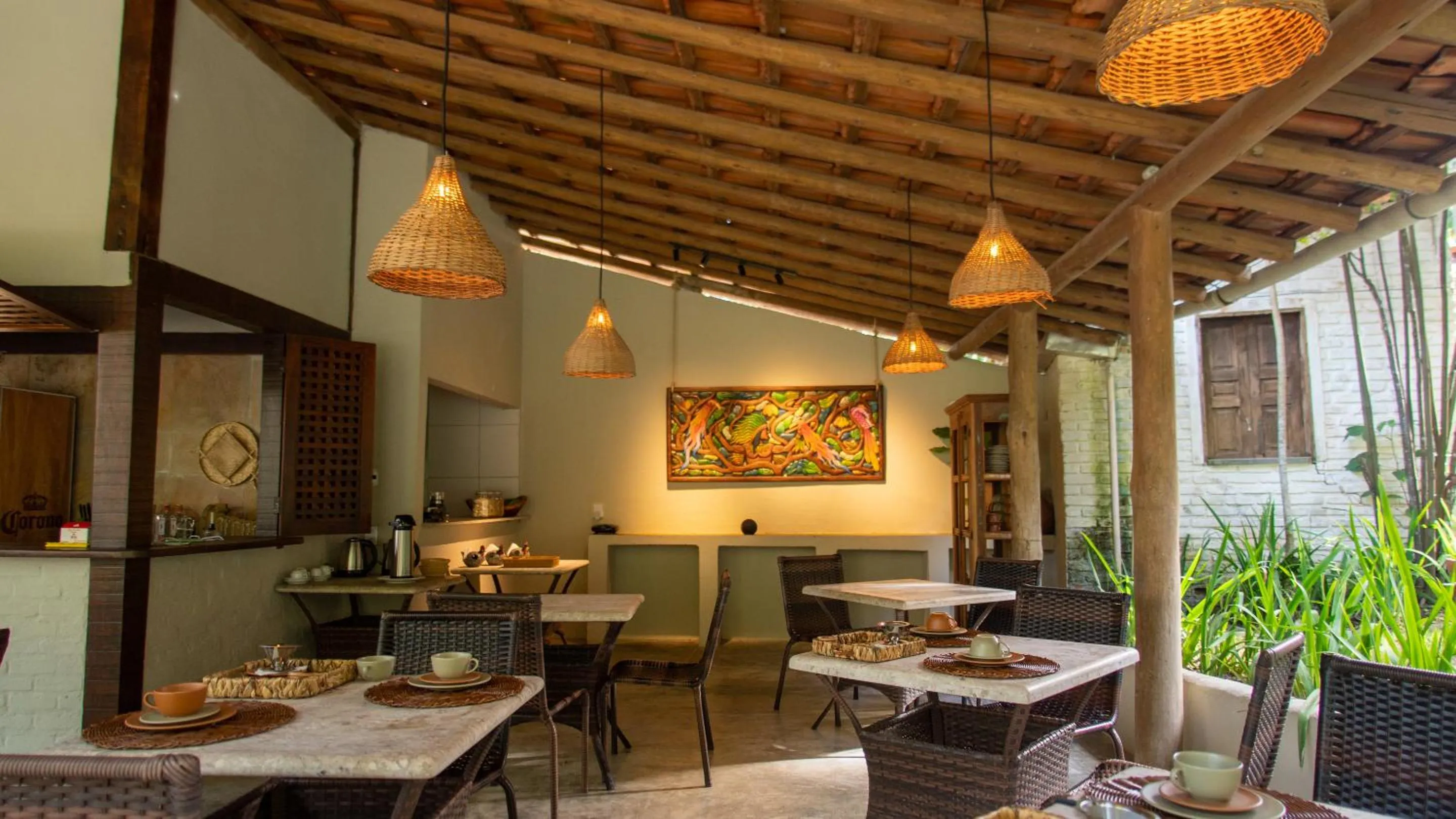 Restaurant/places to eat in Casa La Luna