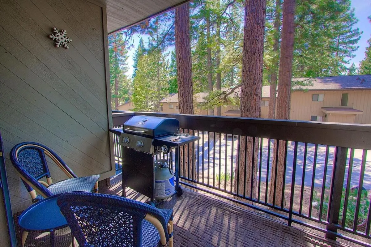 Taste of Burgundy condo