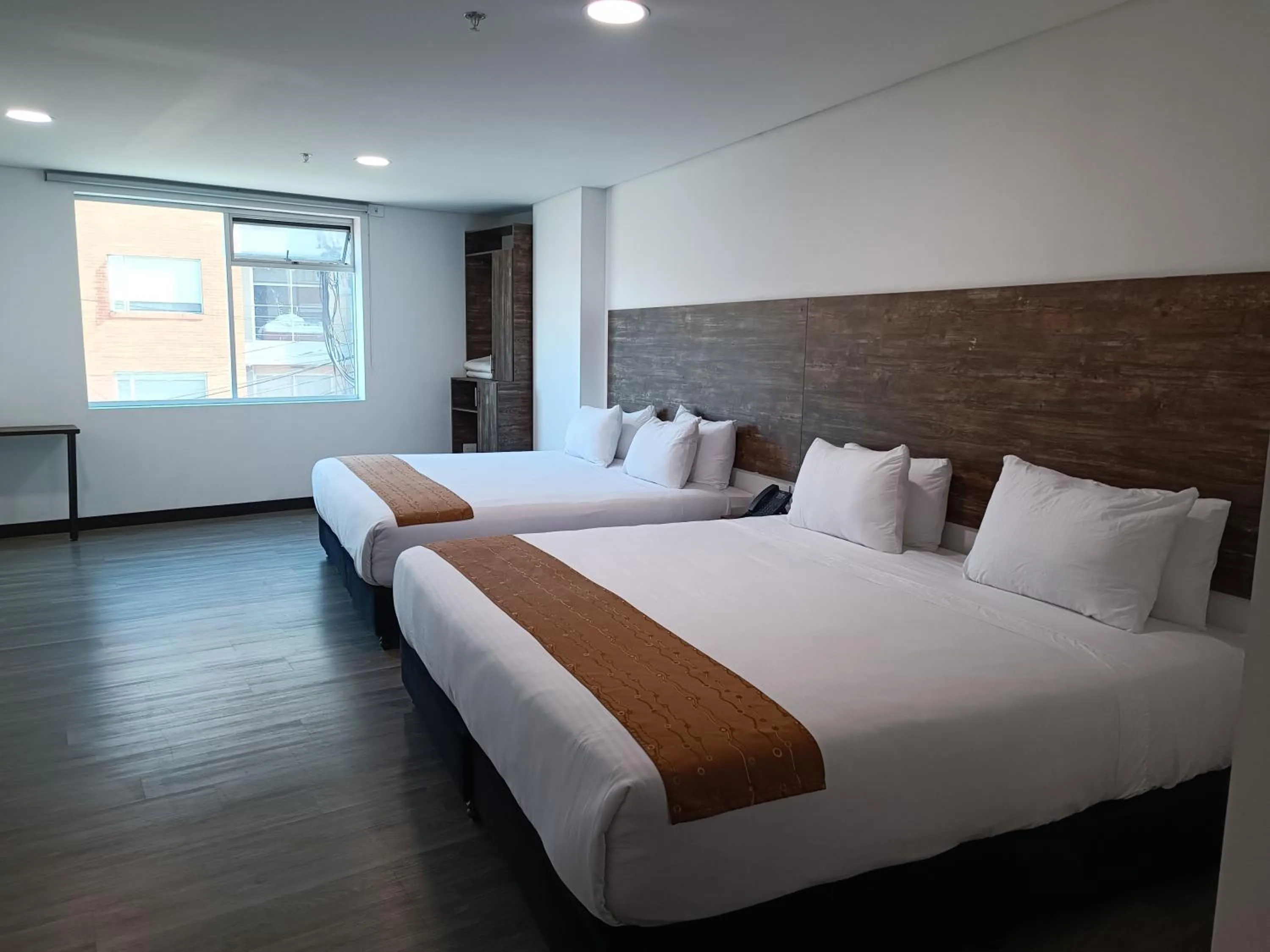 Bed in HOTEL AMERICAN VISA CORPORATE