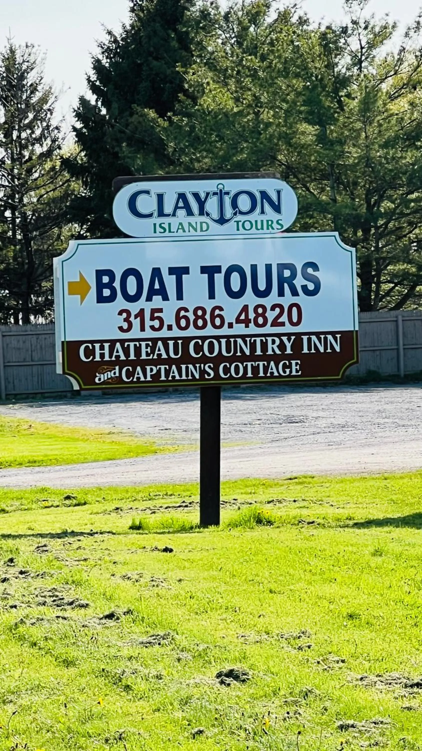 Chateau Country Inn and Captain's Cottage