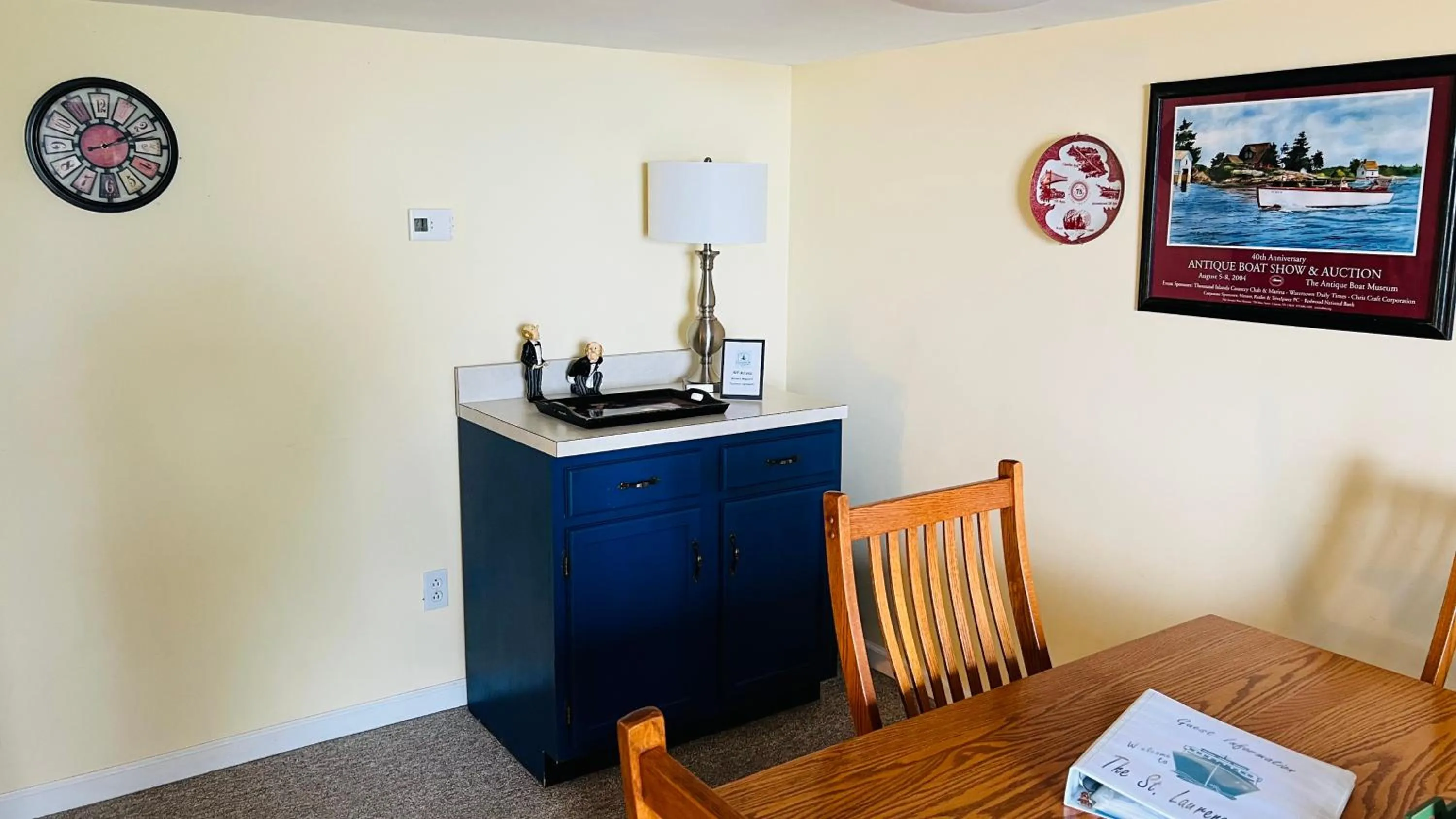 Chateau Country Inn and Captain's Cottage