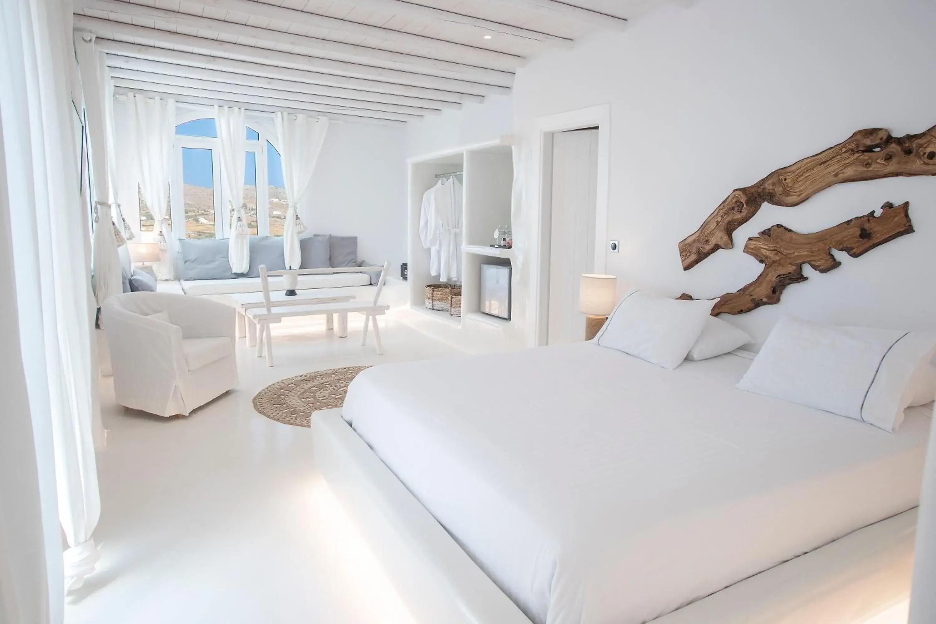 Deluxe Suite with Private Pool in Paros Palace - Adults Only Deluxe Suite with Private Pool in Paros Palace - Adults Only