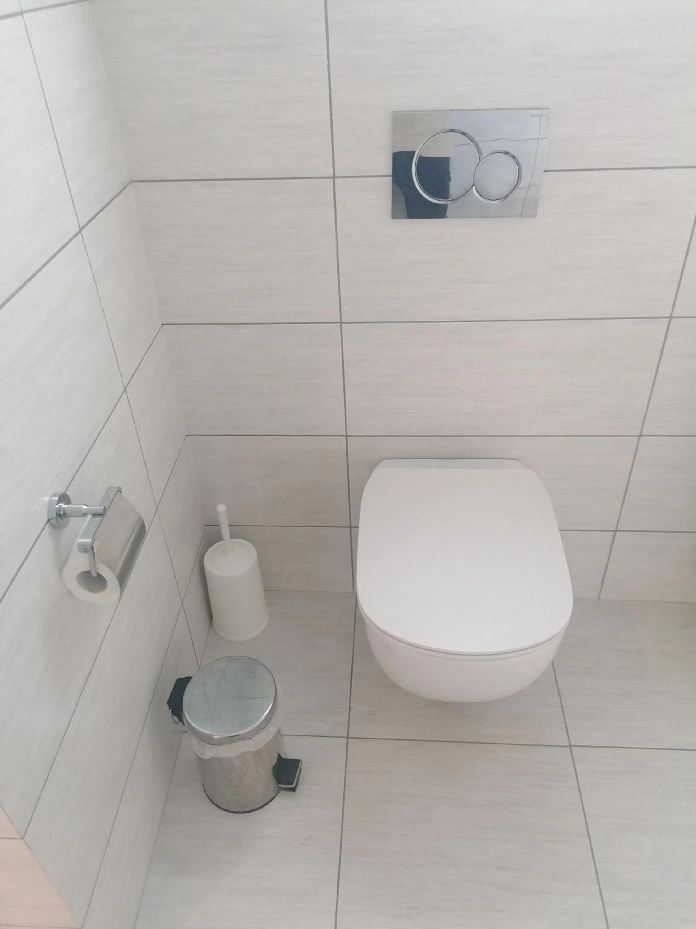 Toilet in Adonis Hotel Naxos