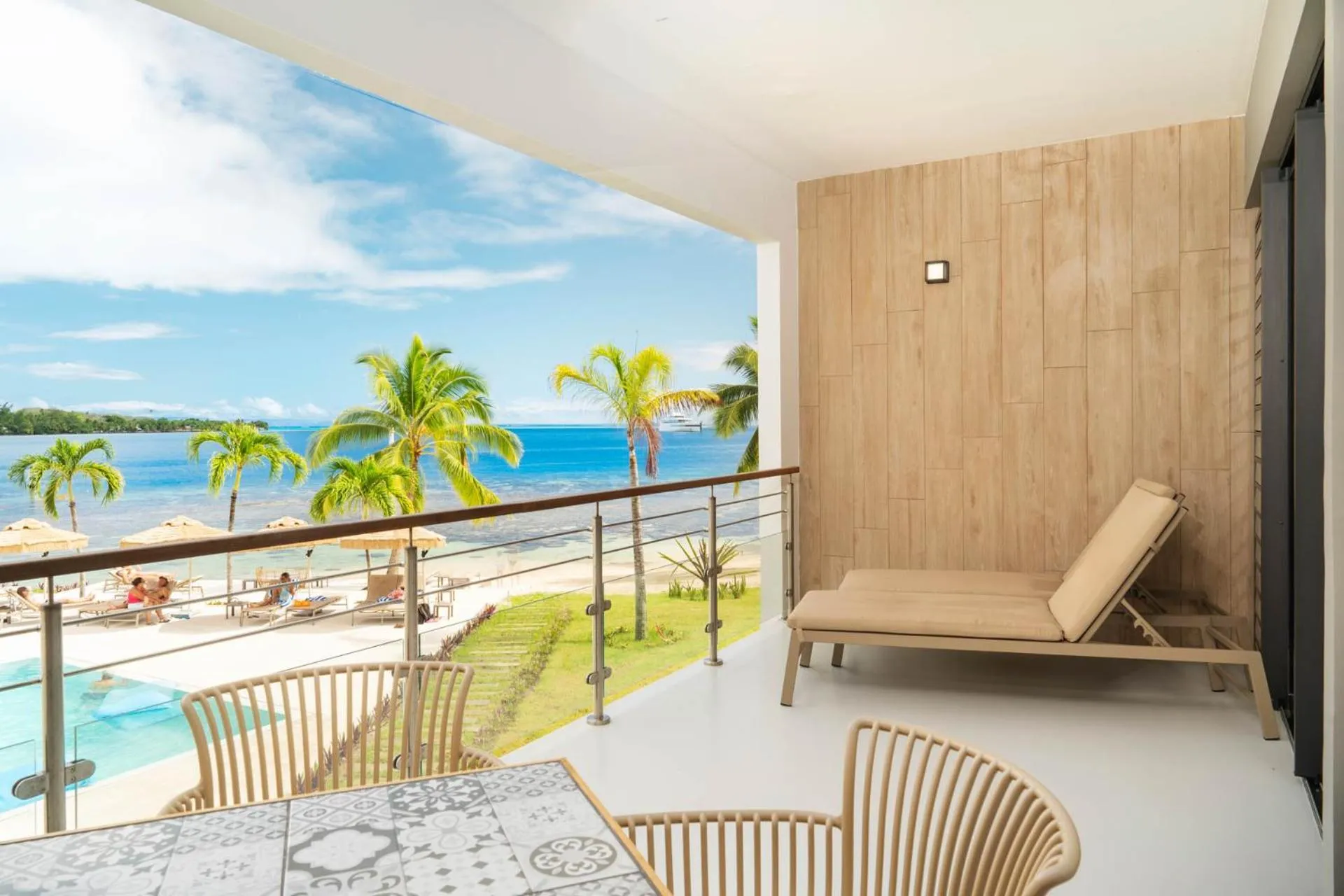 Balcony/Terrace in Cook's Bay Hotel & Suites