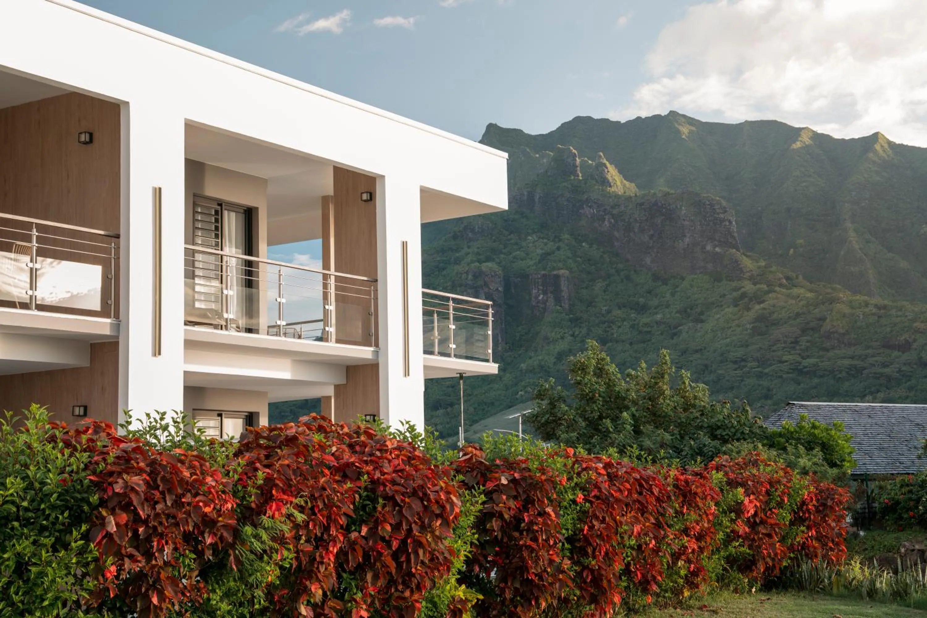 Facade/entrance in Cook's Bay Hotel & Suites