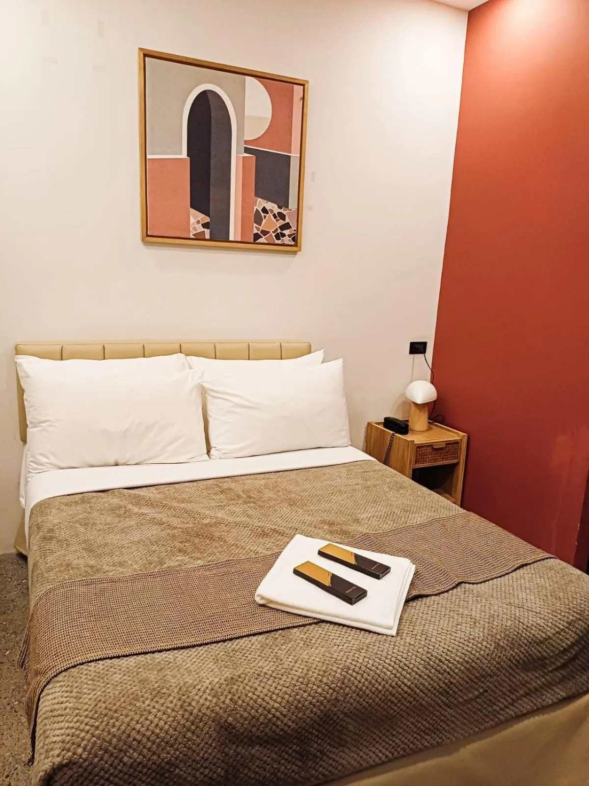 Bed in Prince Express Inn