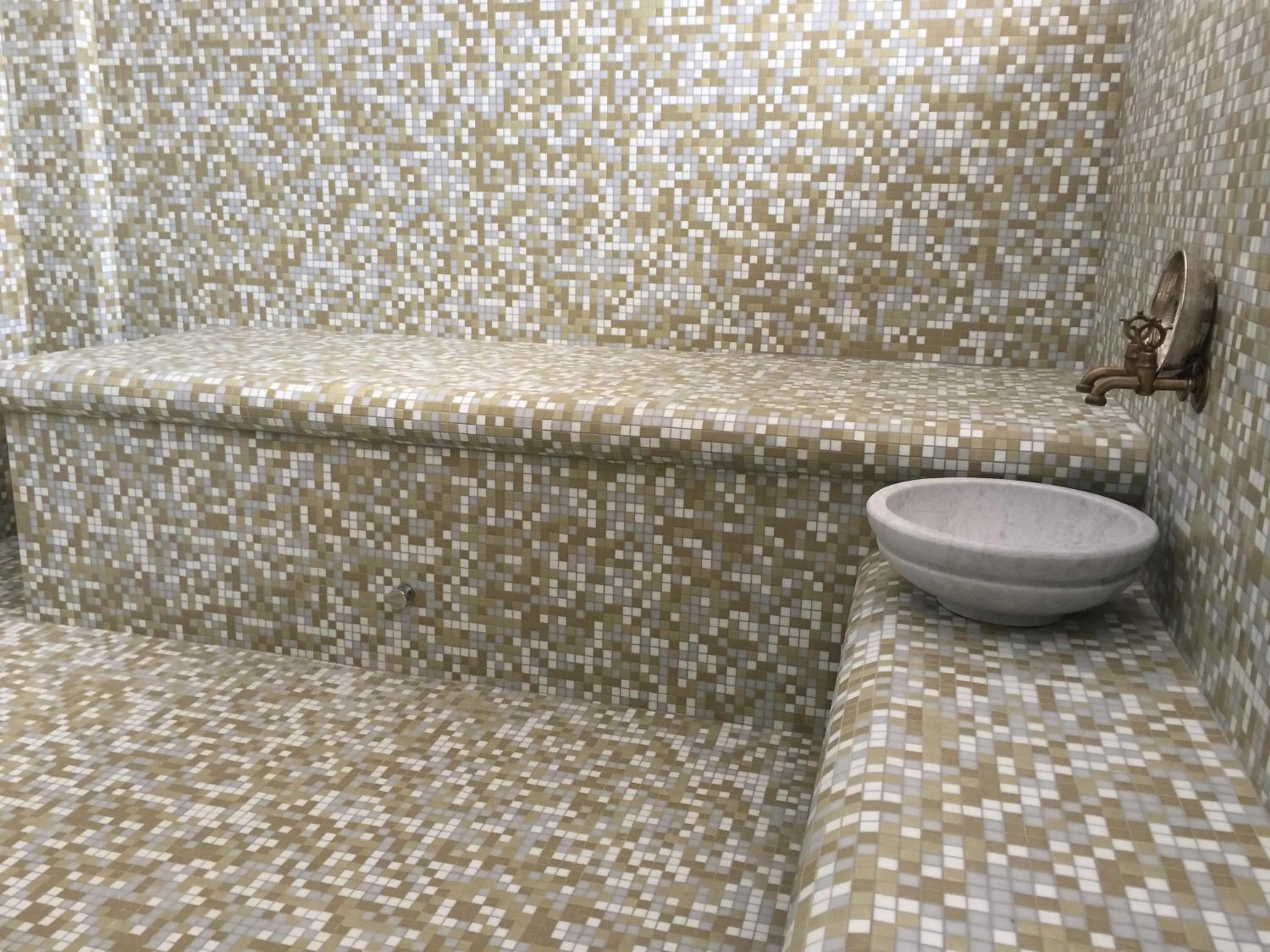 Steam room in Long View Hammam & Spa