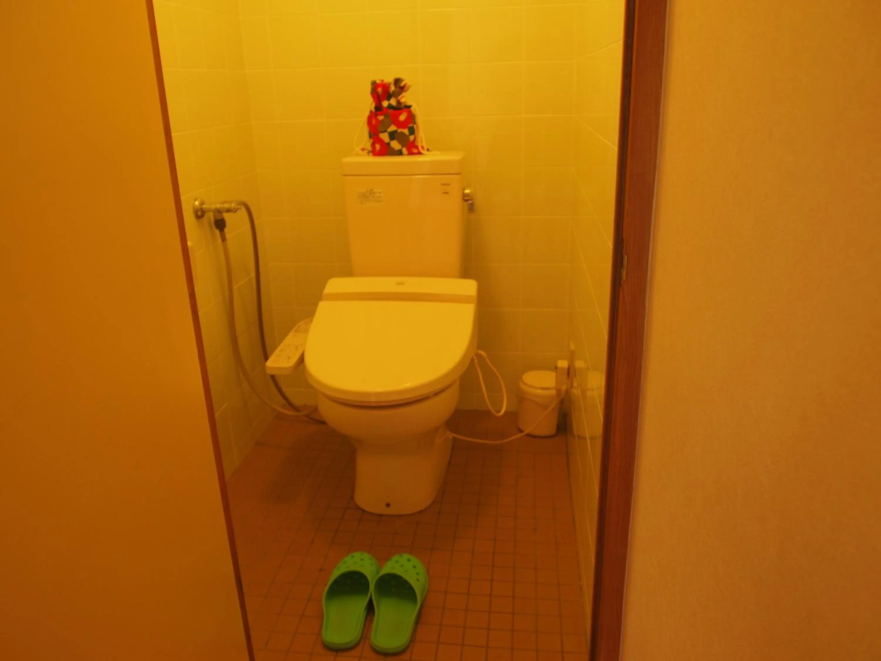 Photo of the whole room in Senkei Plaza