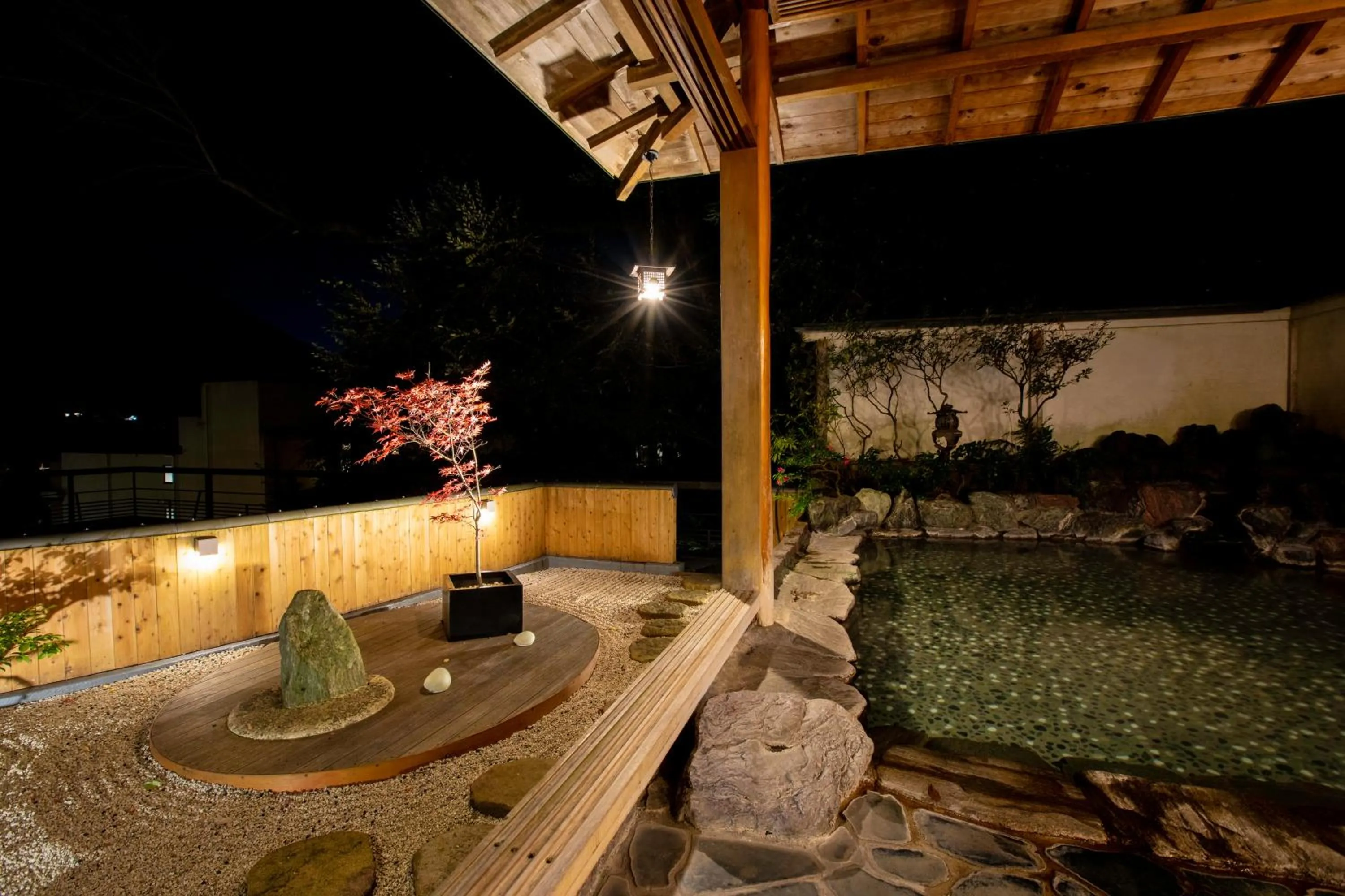 Night in Senkei Plaza