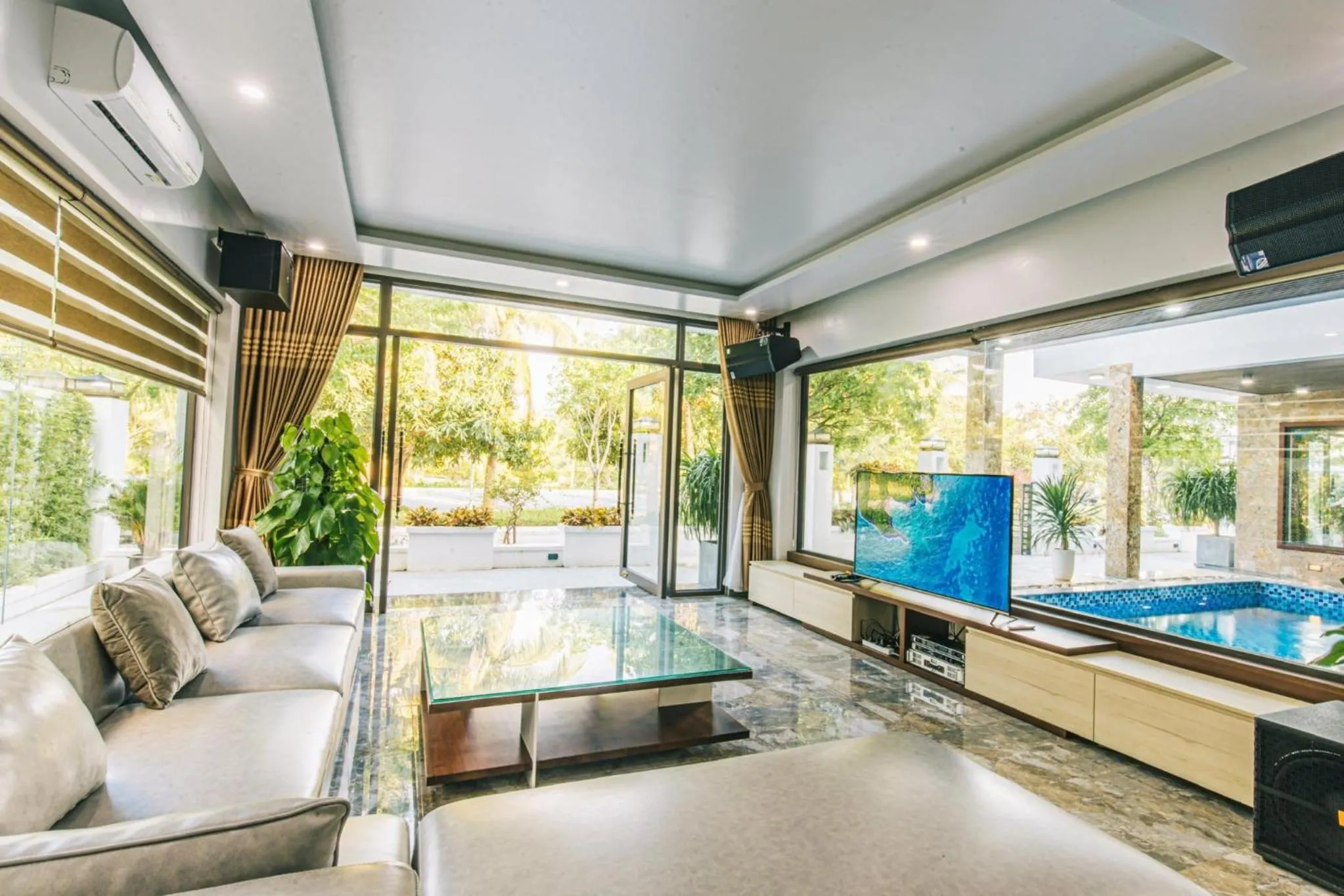 Communal lounge/ TV room in Villa FLC Sầm Sơn , Căn Vip FLC