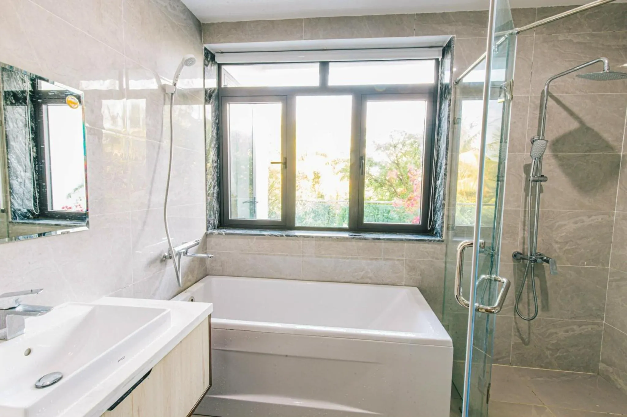 Shower in Villa FLC Sầm Sơn , Căn Vip FLC