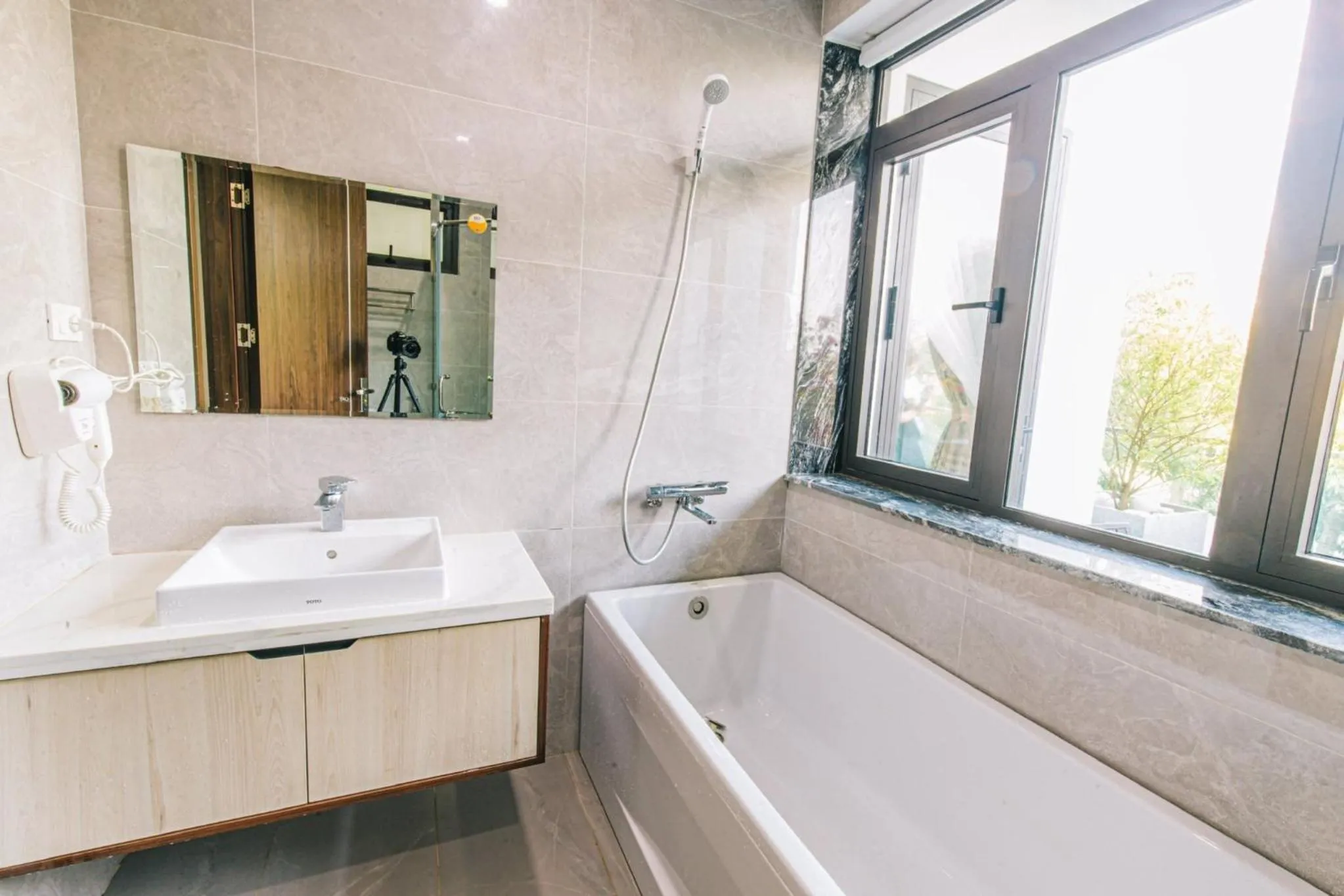 Shower in Villa FLC Sầm Sơn , Căn Vip FLC