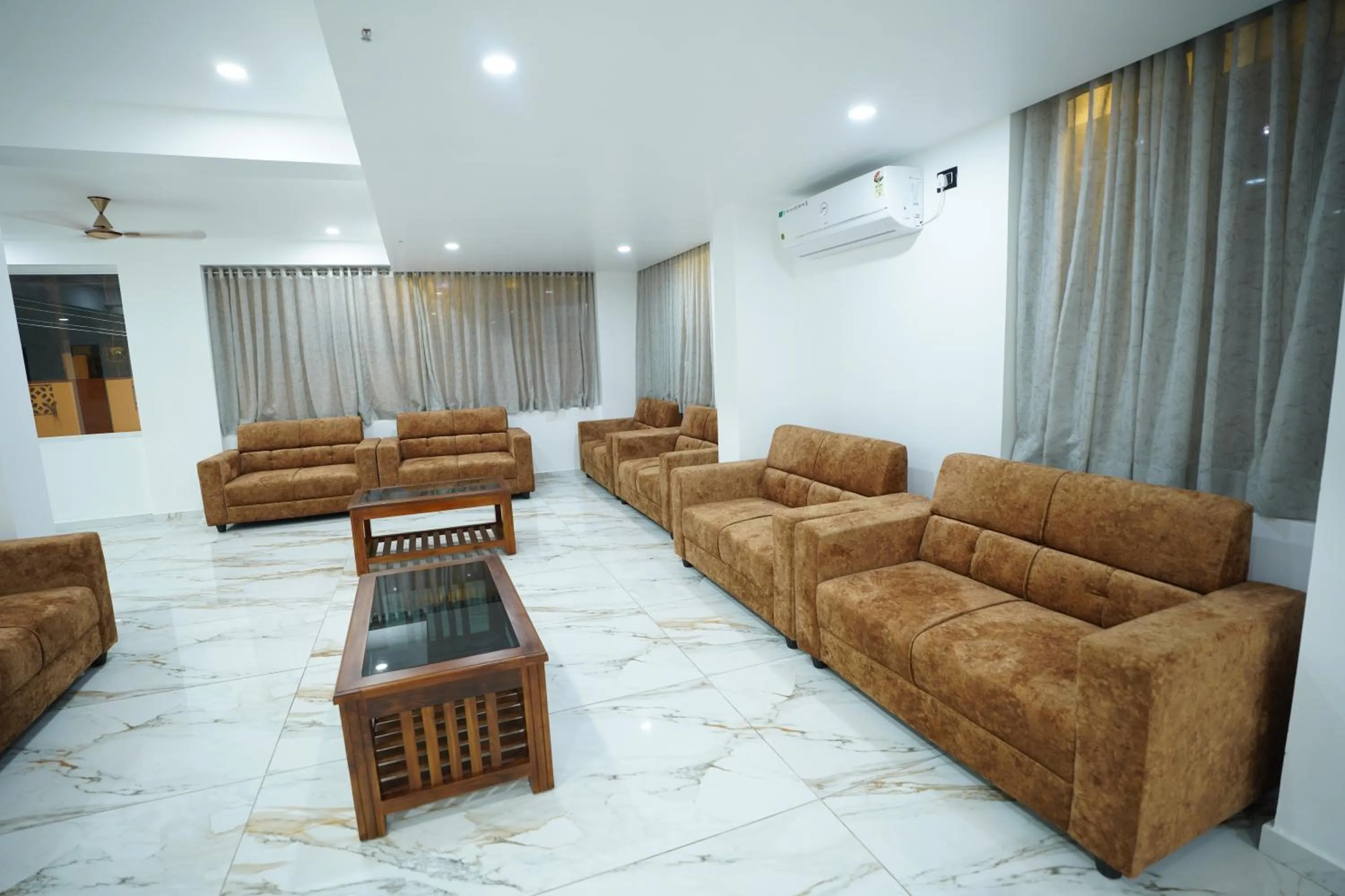 Lobby or reception in Hotel Mangalore Stay INN